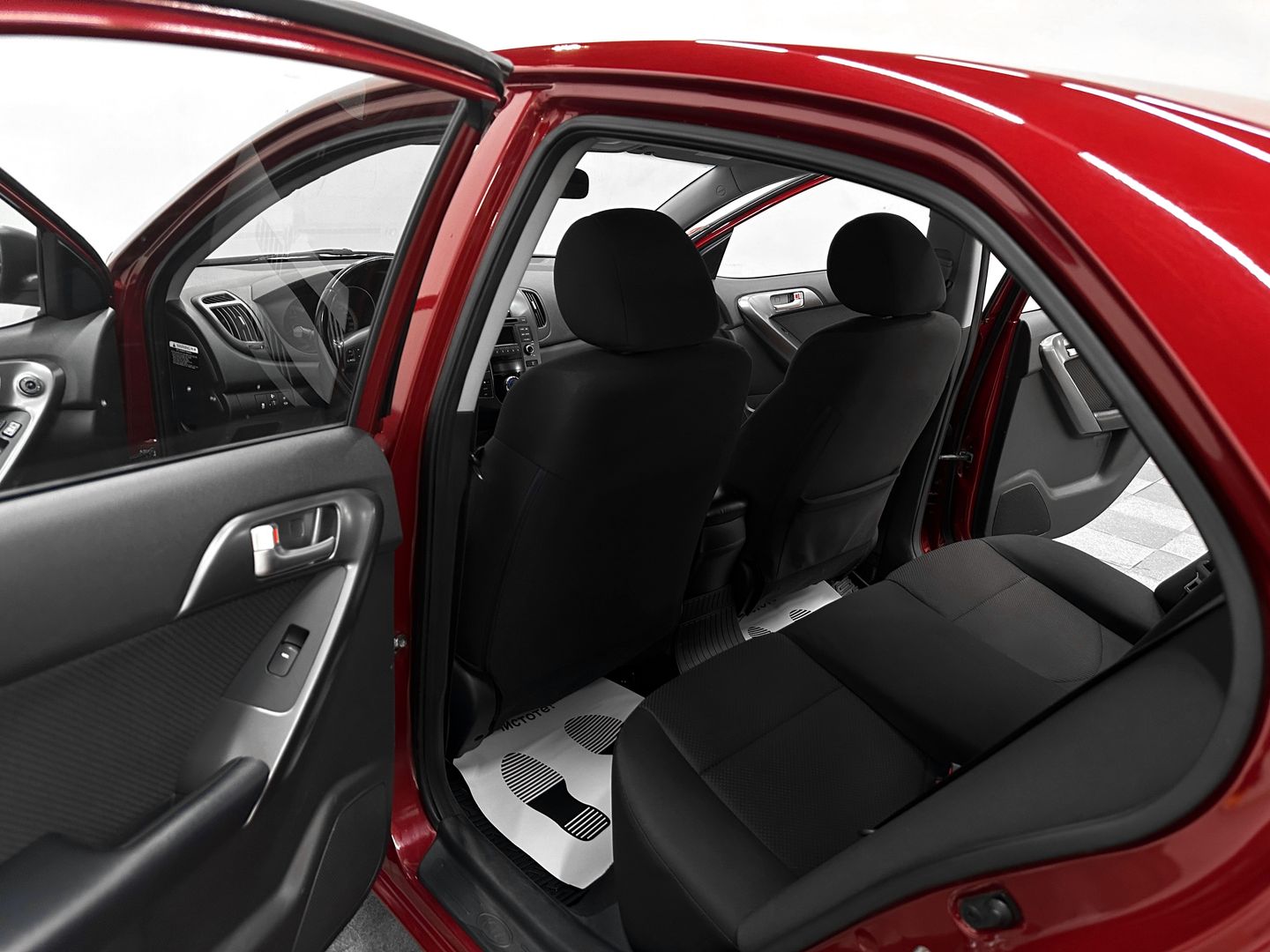 Kia Cerato, II 6-speed 1.6 AT (126 л.с.)