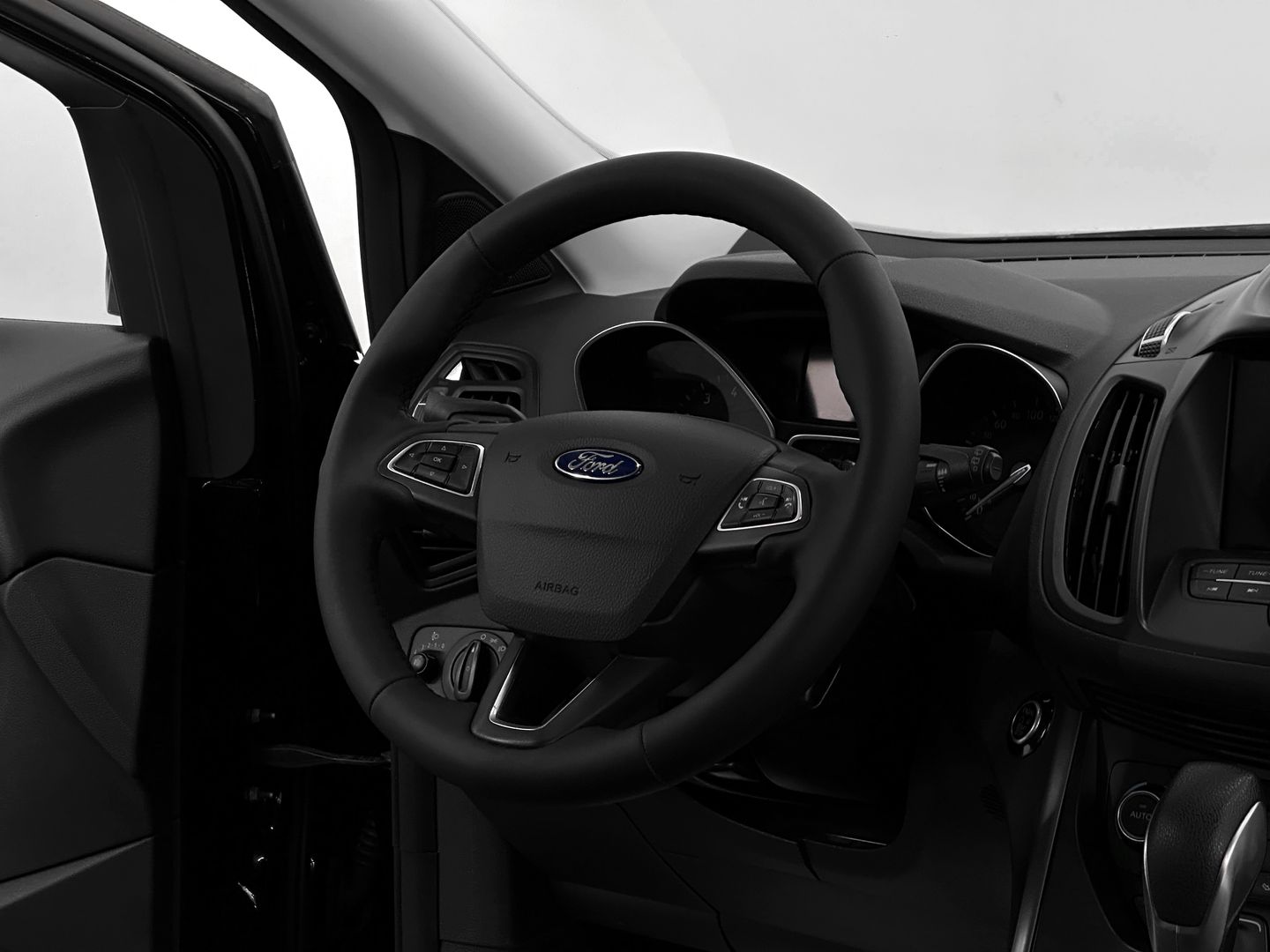 Ford Kuga, II Рестайлинг 1.5 AT (150 л.с.) 4WD