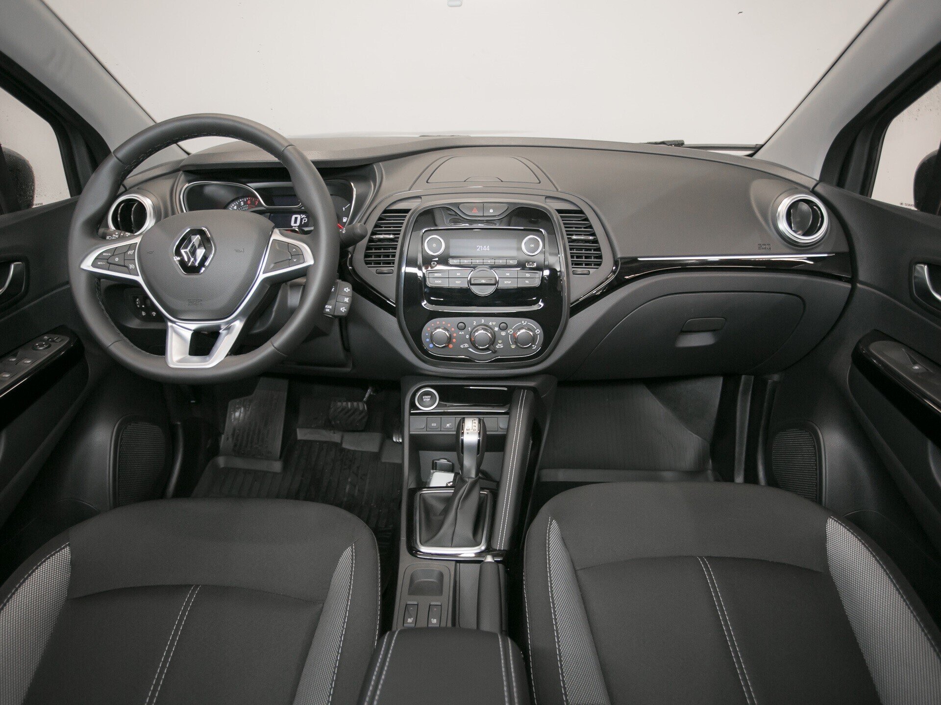 Renault Kaptur, I Рестайлинг 1.6 CVT (114 л.с.)