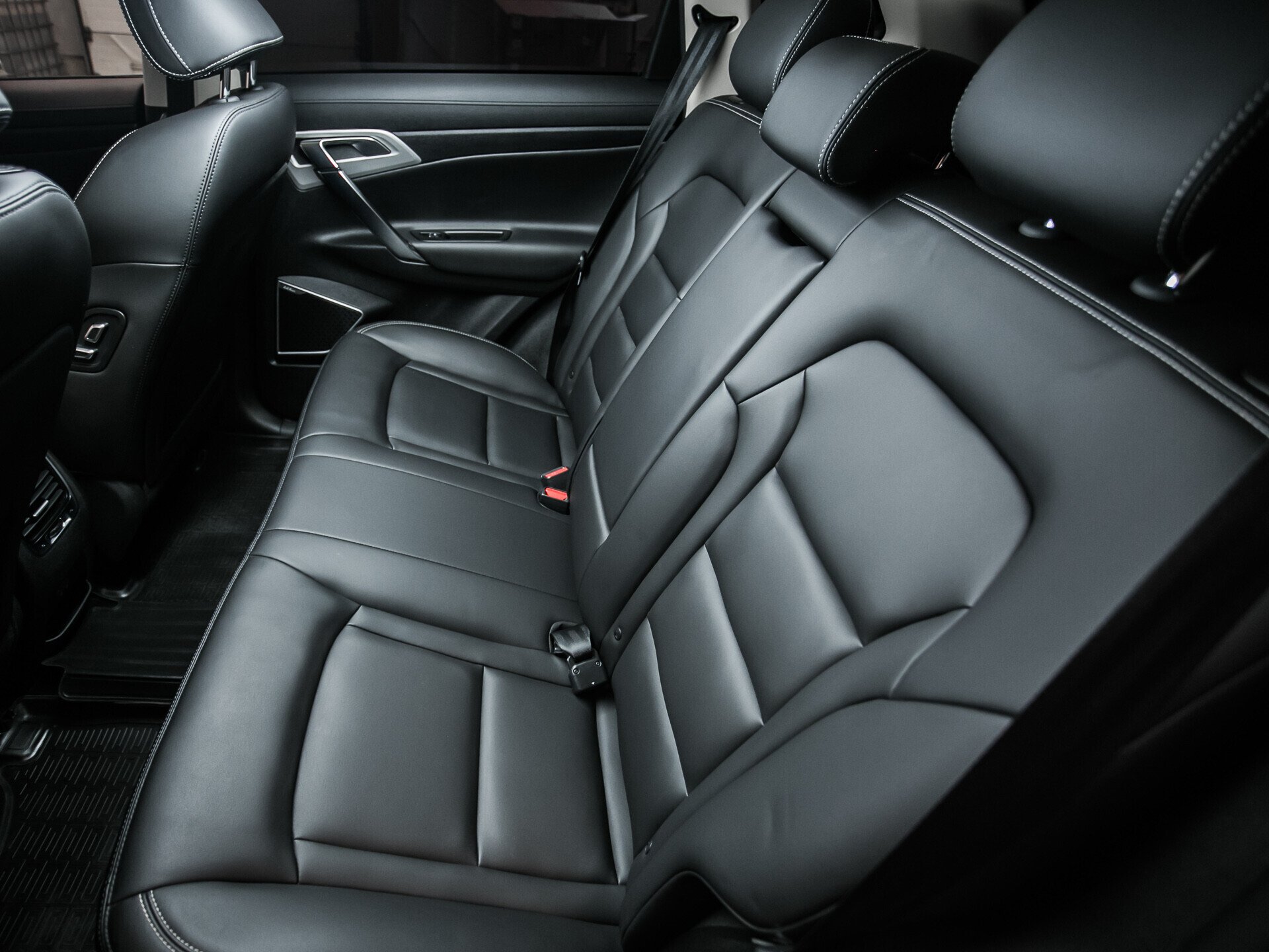 Geely Atlas, I 2.4 AT (149 л.с.) 4WD