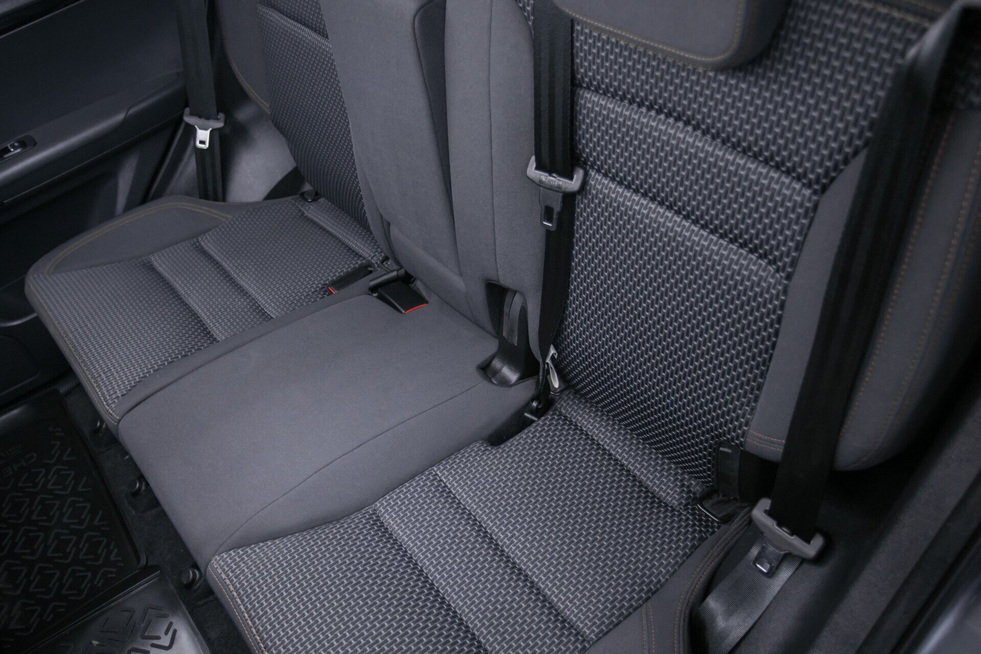 Chery Tiggo 3, I 1.6 MT (126 л.с.)