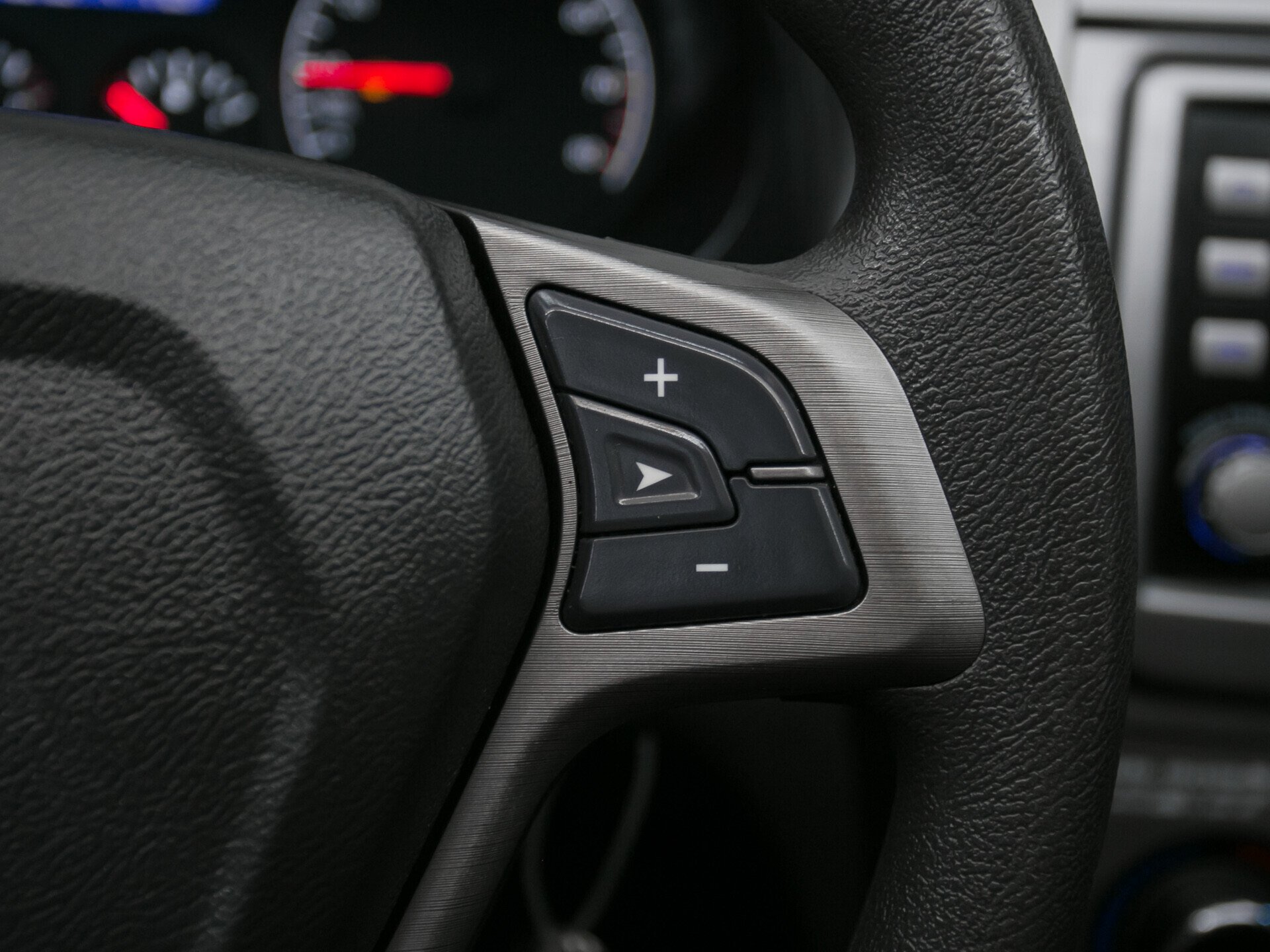Chery Tiggo (T11), I Рестайлинг (FL) 1.9 AMT (132 л.с.)