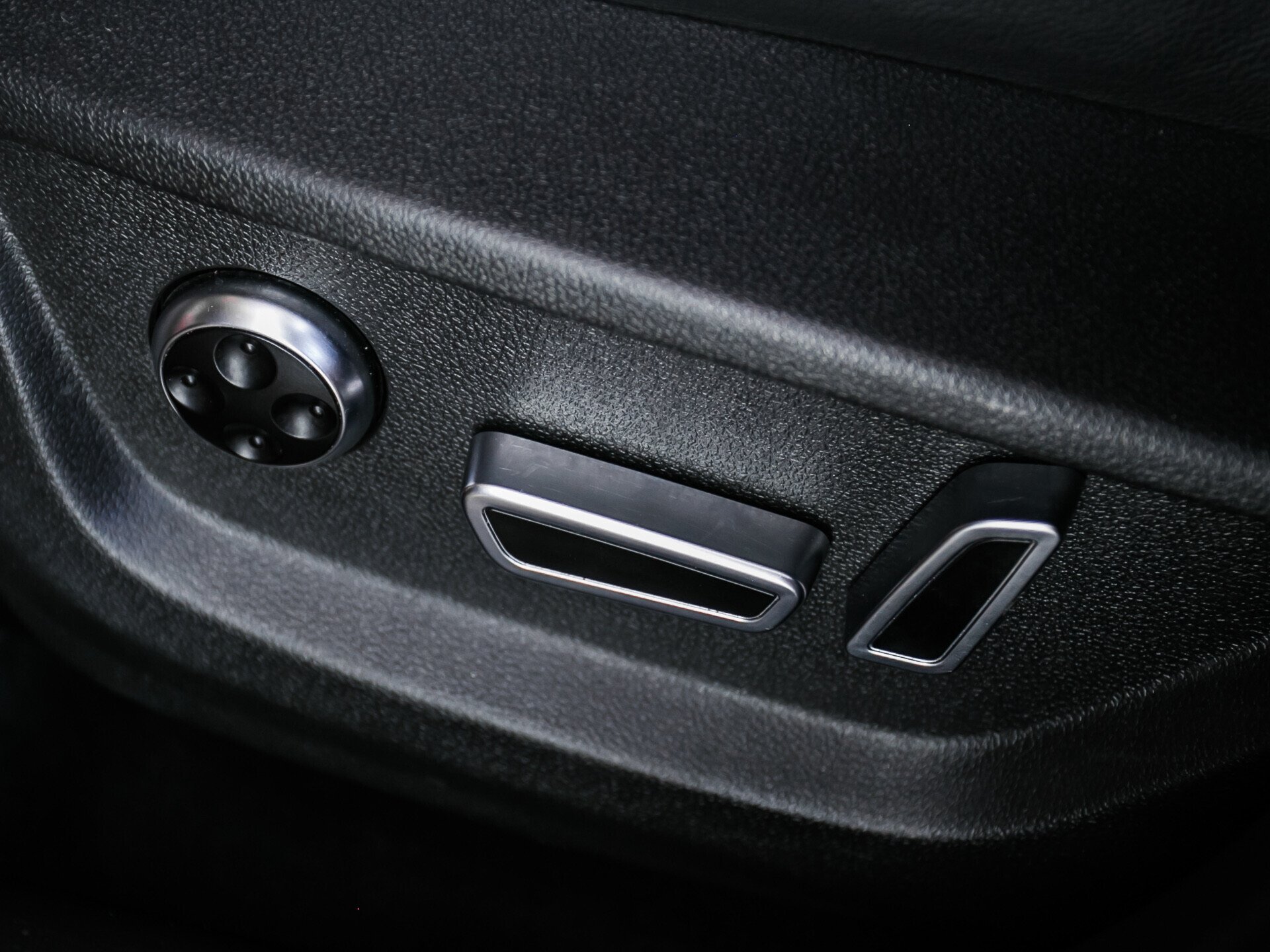 Chery Tiggo 4, I Рестайлинг 2.0 CVT (122 л.с.)