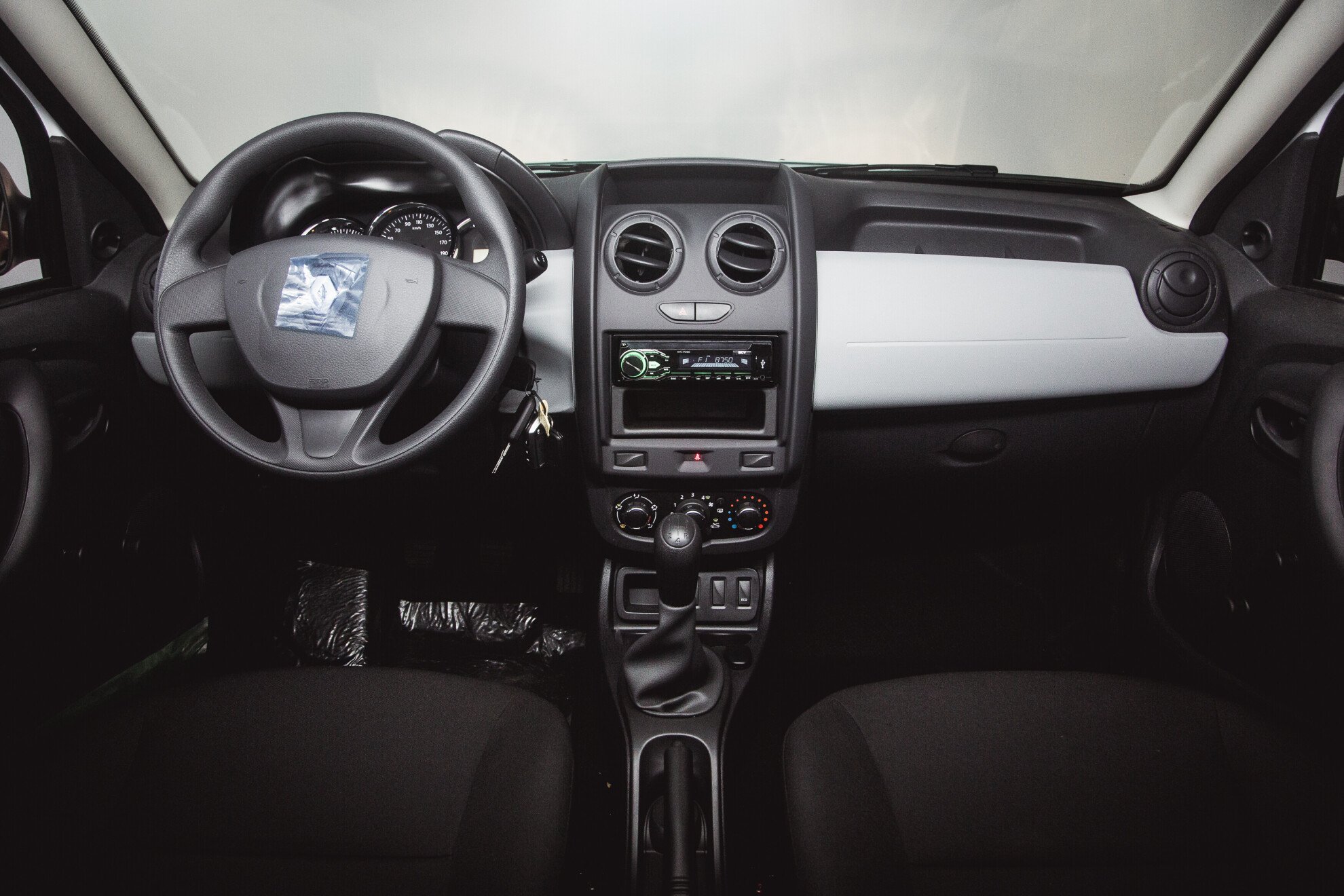 Renault Duster, I Рестайлинг 1.6 MT (114 л.с.)