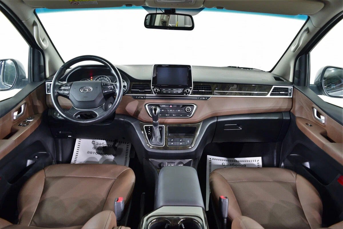 Hyundai Grand Starex, I Рестайлинг 2 2.5d AT (175 л.с.) 4WD