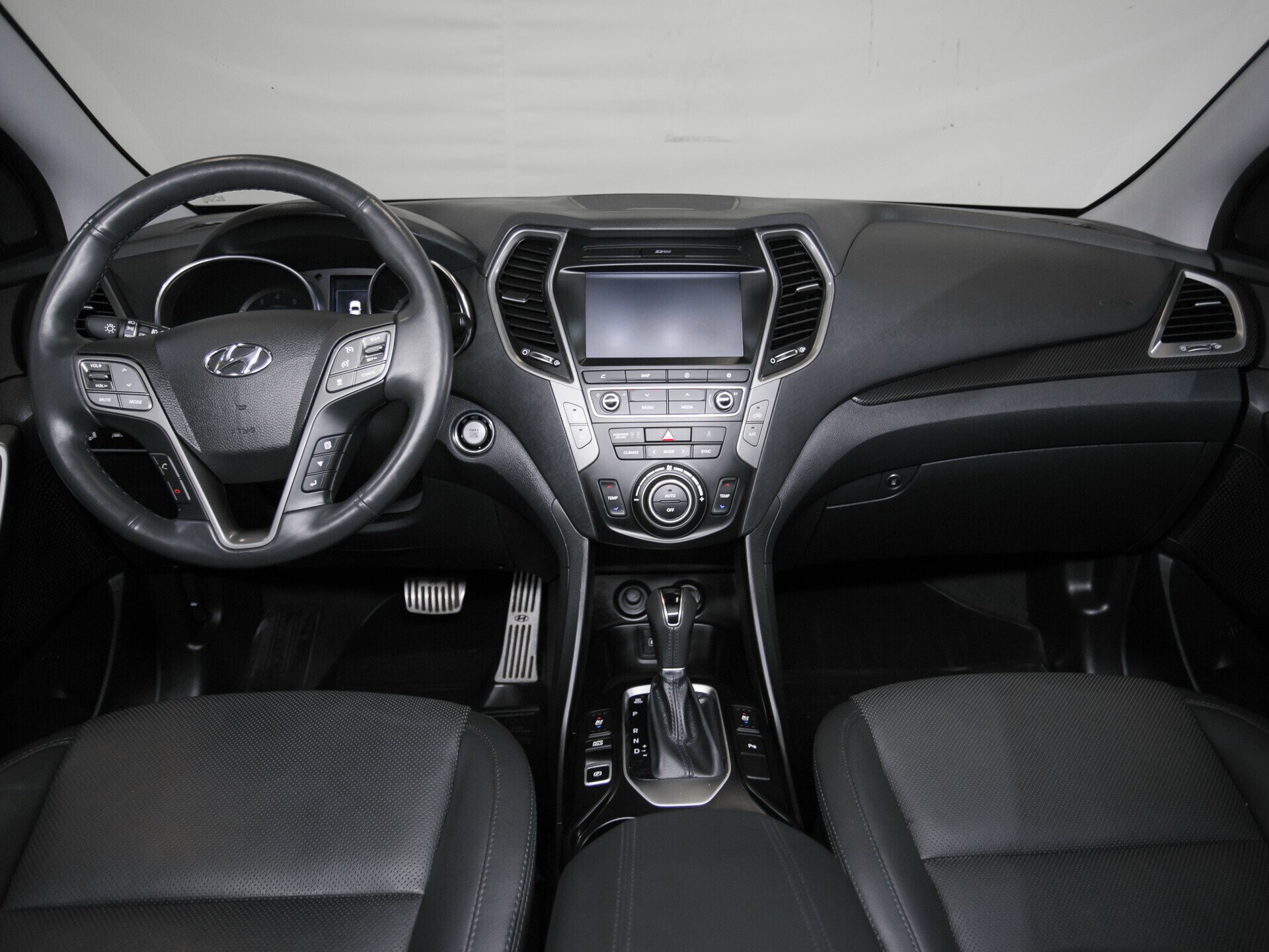 Hyundai Santa Fe, III Рестайлинг 2.4 AT (171 л.с.) 4WD