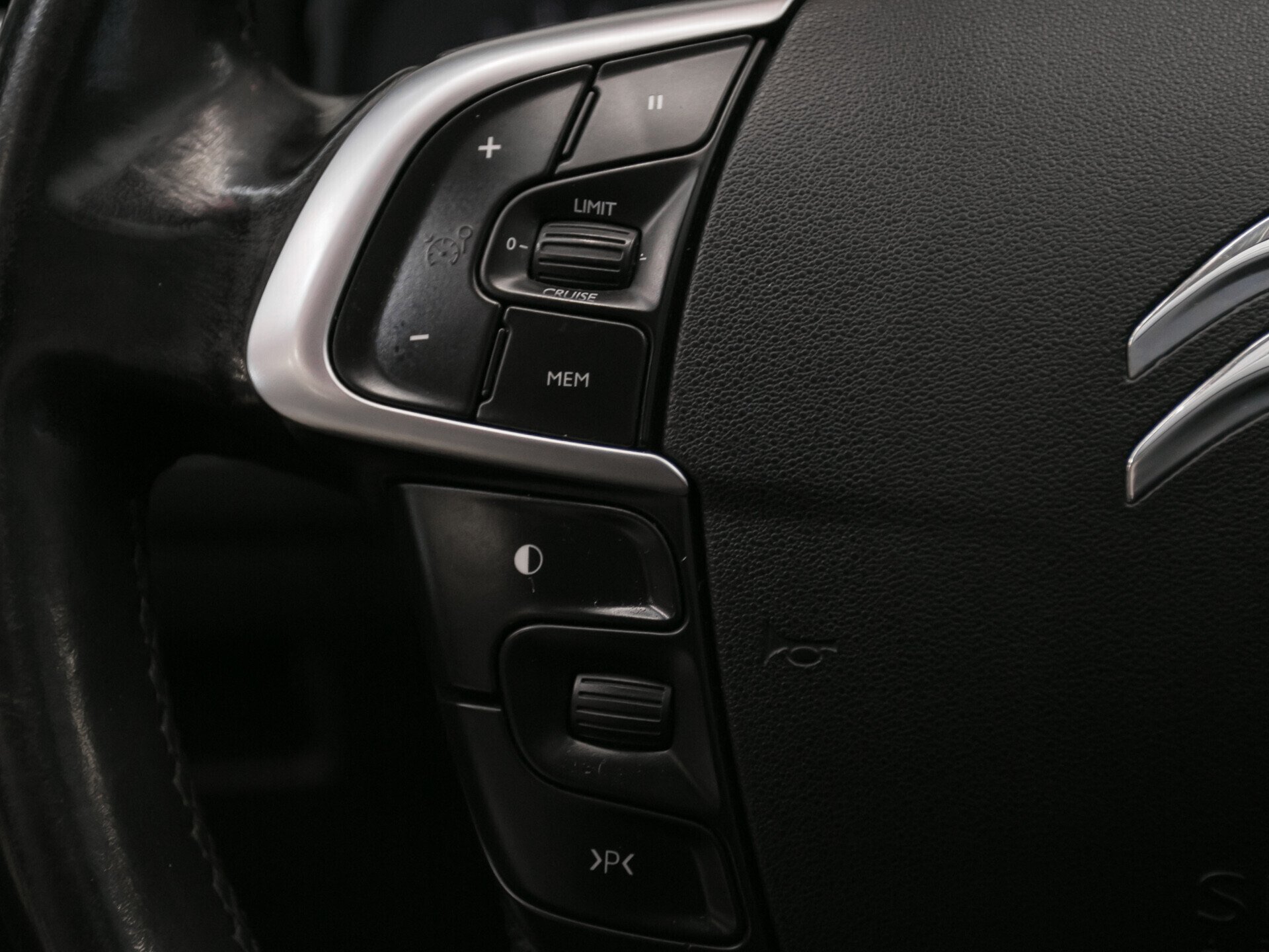 Citroen C4, II 1.6 AT (120 л.с.)
