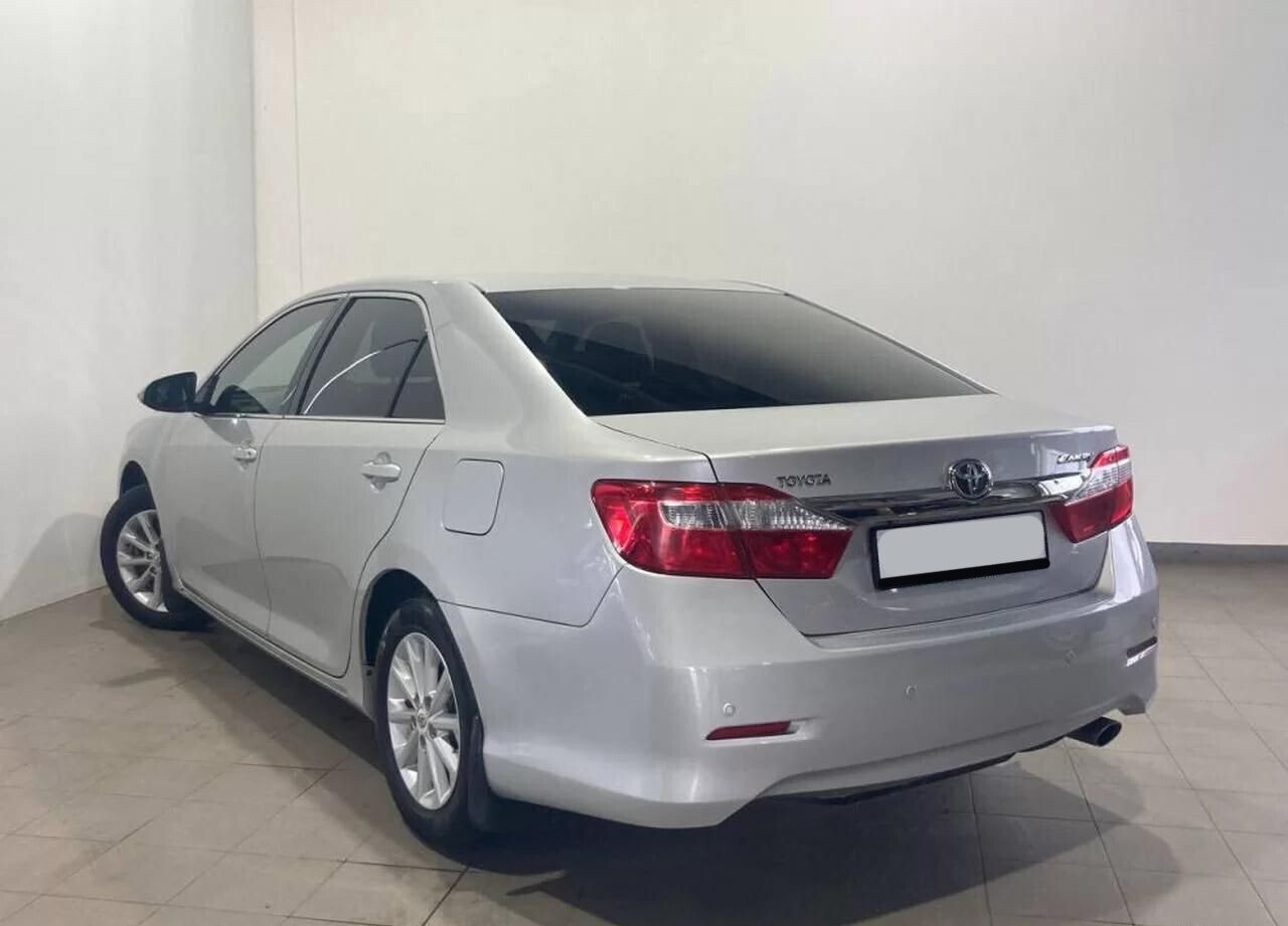 Toyota Camry, VII (XV50) 2.5 AT (181 л.с.)
