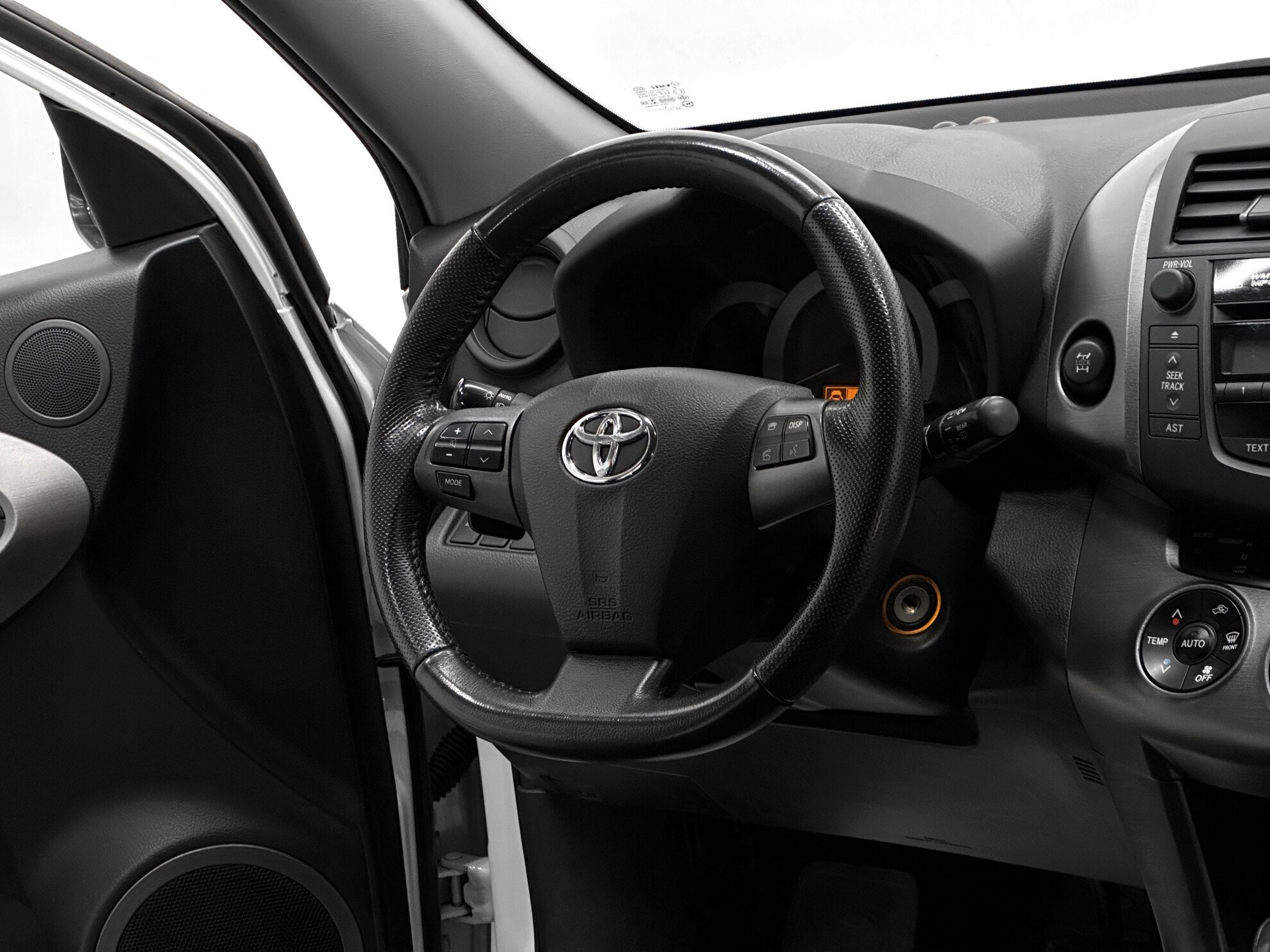 Toyota RAV4, III (XA30) Рестайлинг 2.0 CVT (158 л.с.) 4WD