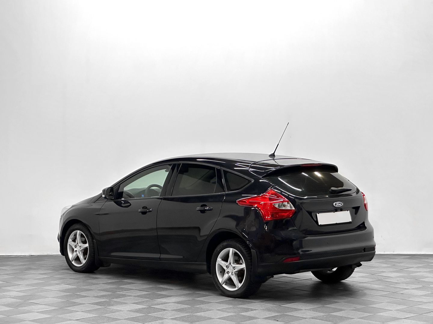 Ford Focus, III 1.6 AMT (105 л.с.)
