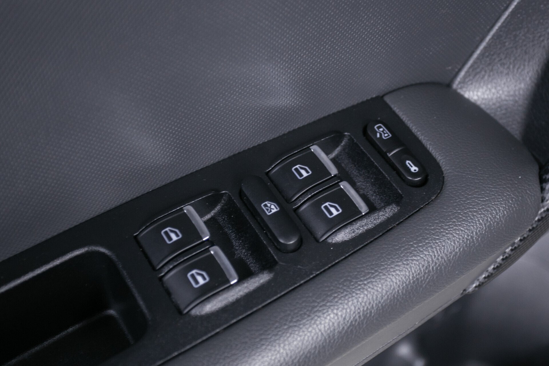 Chery Tiggo 3, I 1.6 MT (126 л.с.)