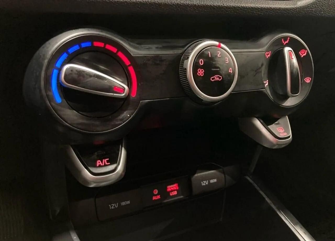 Kia Rio, IV X-Line 1.6 MT (123 л.с.)