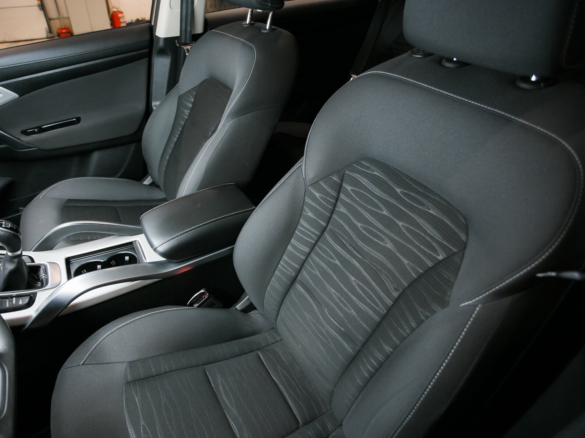 Geely Atlas, I 2.0 MT (139 л.с.)
