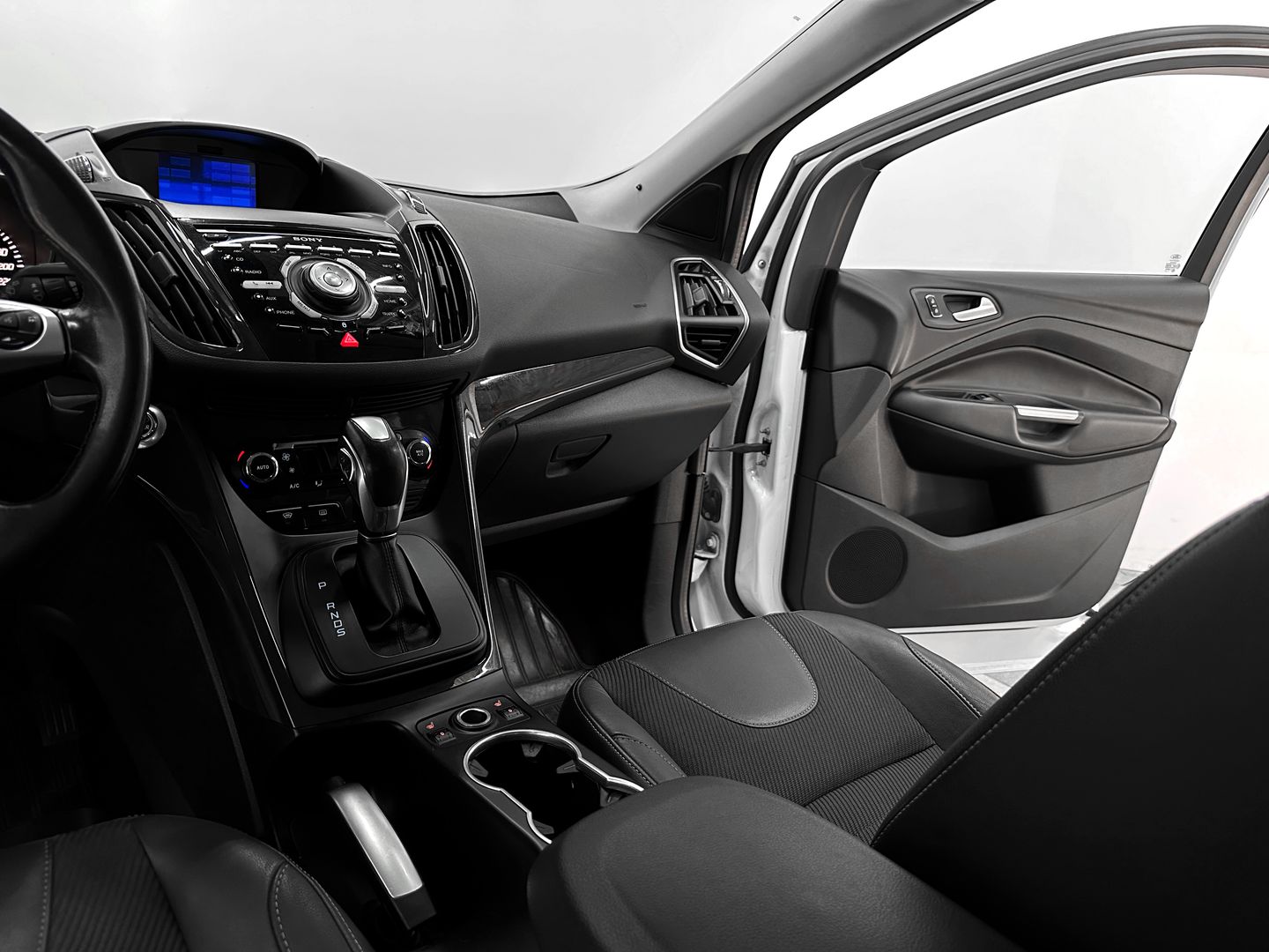 Ford Kuga, II 1.6 AT (150 л.с.) 4WD