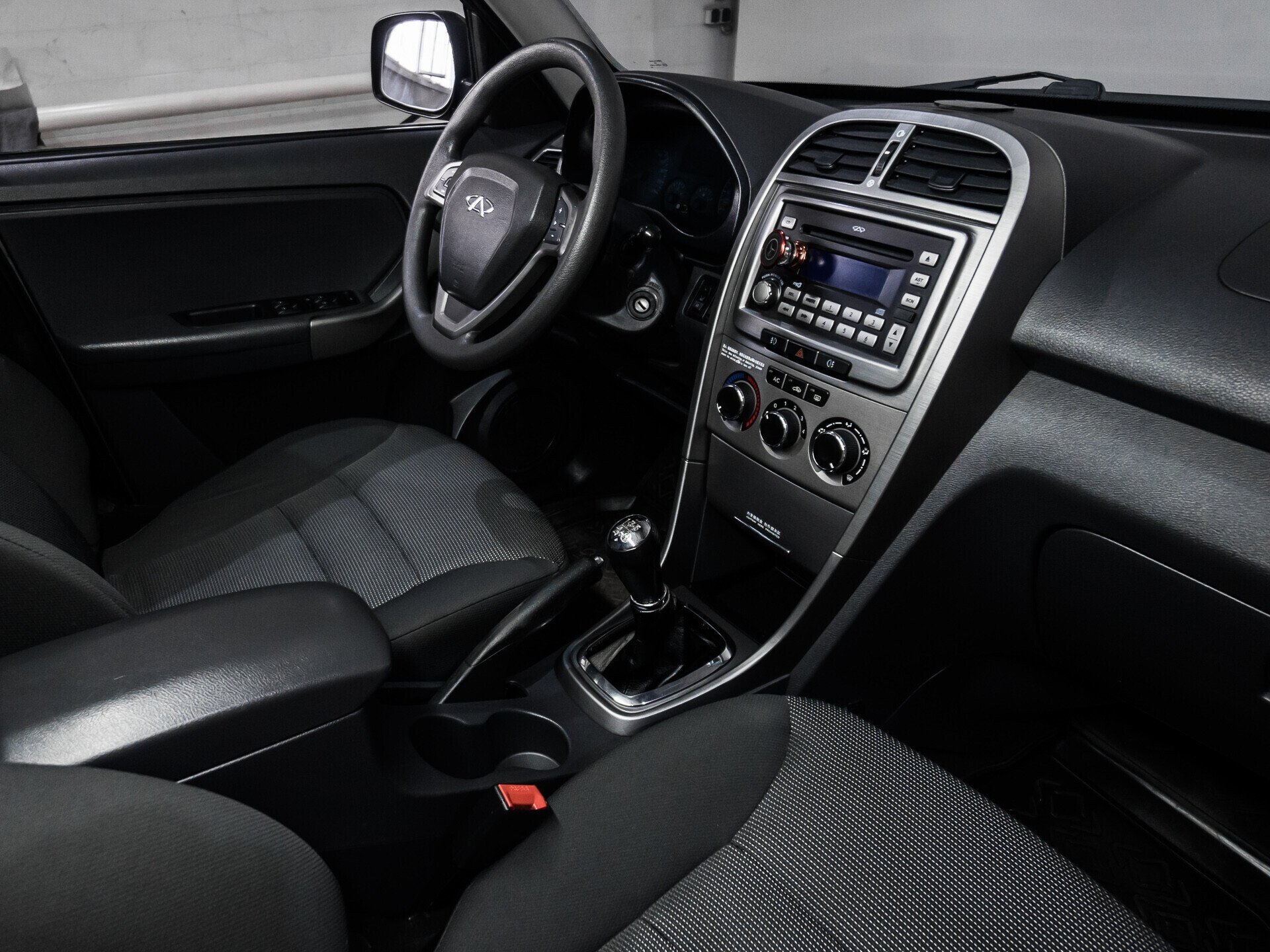 Chery Tiggo (T11), I Рестайлинг (FL) 1.9 MT (132 л.с.)