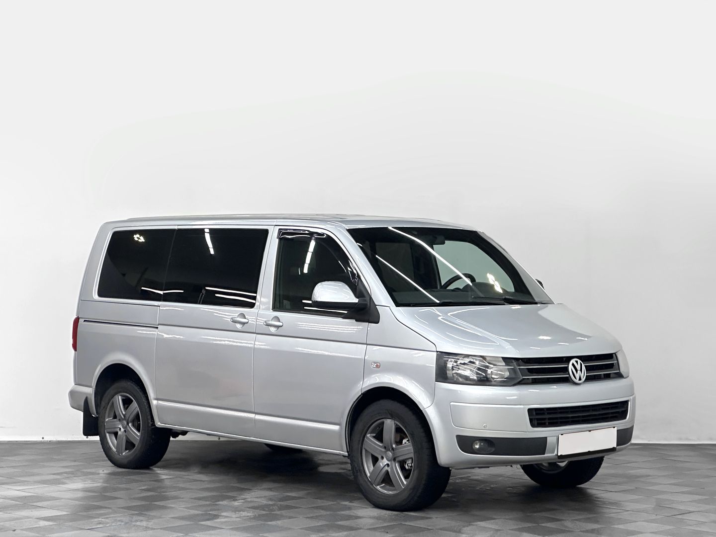 Volkswagen Caravelle, T5 Рестайлинг 2.0d MT (140 л.с.)