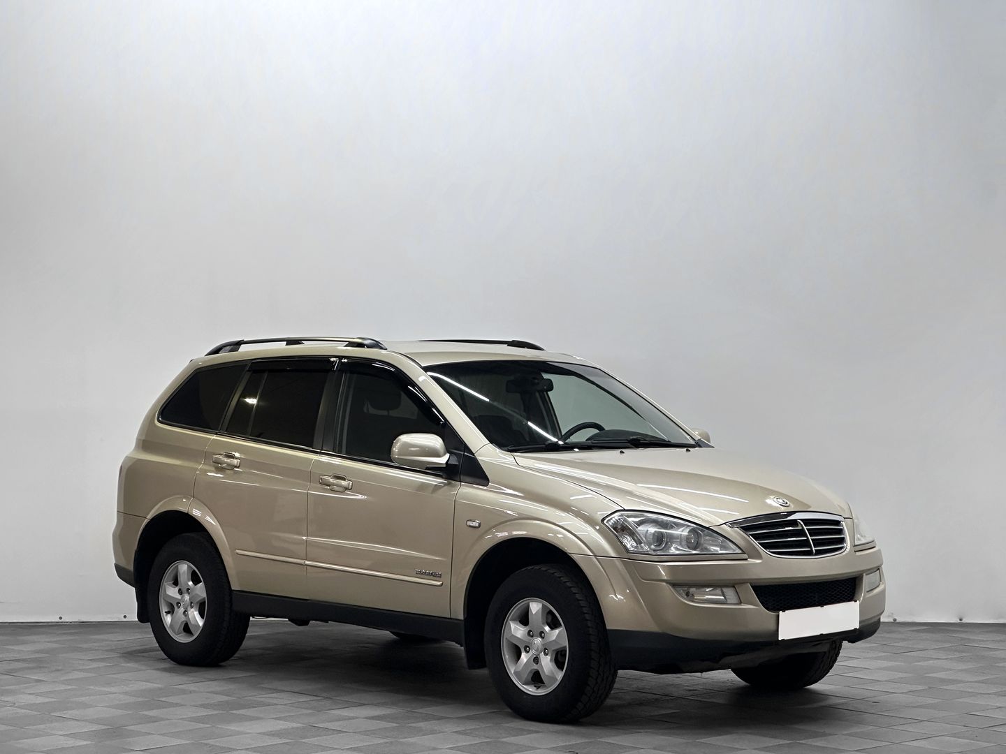 SsangYong Kyron, I Рестайлинг 5-speed 2.0d AT (141 л.с.) 4WD