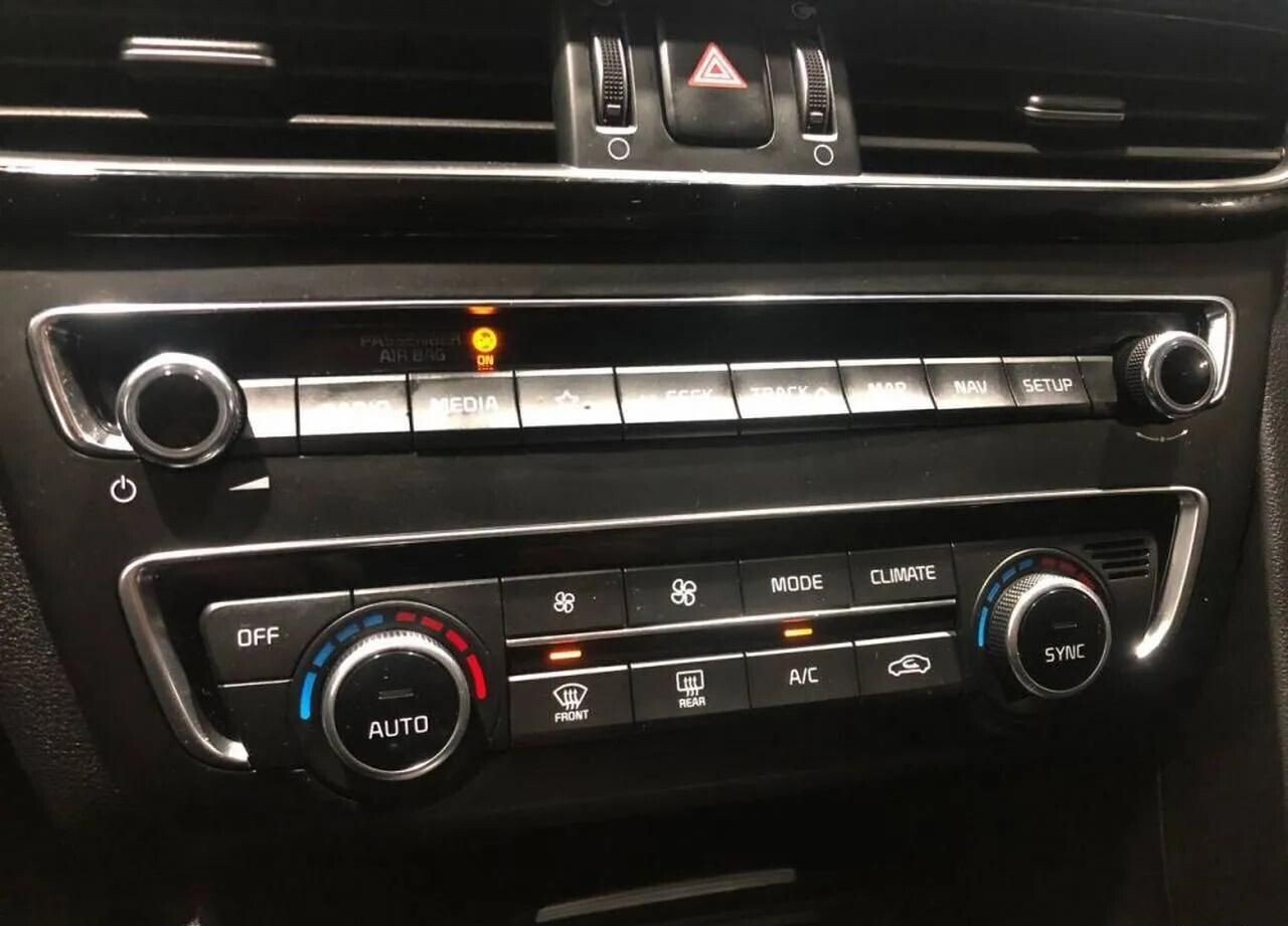 Kia Optima, IV Рестайлинг 2.0 AT (245 л.с.)