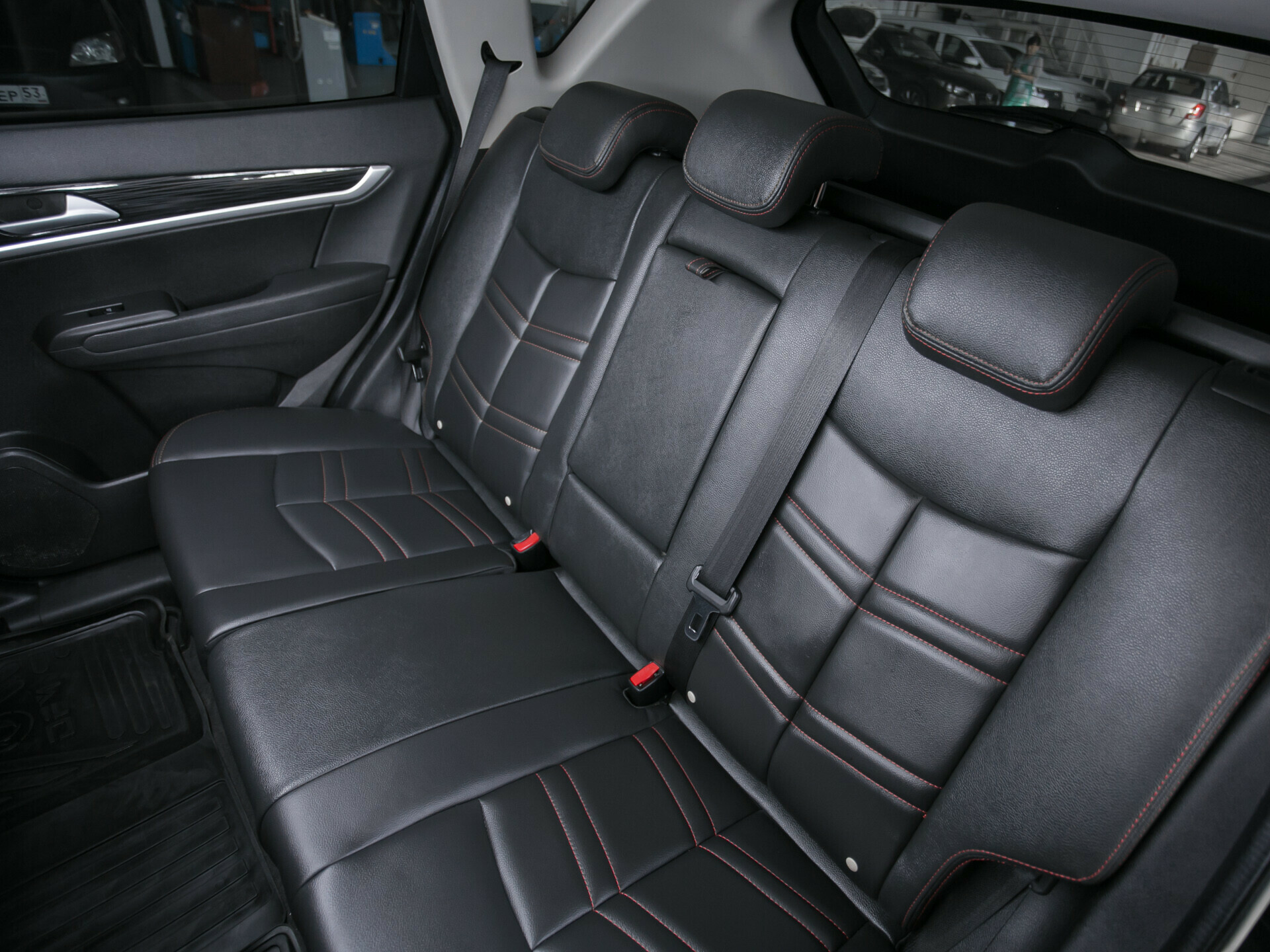 Dongfeng AX7, I 2.0 AT (140 л.с.)