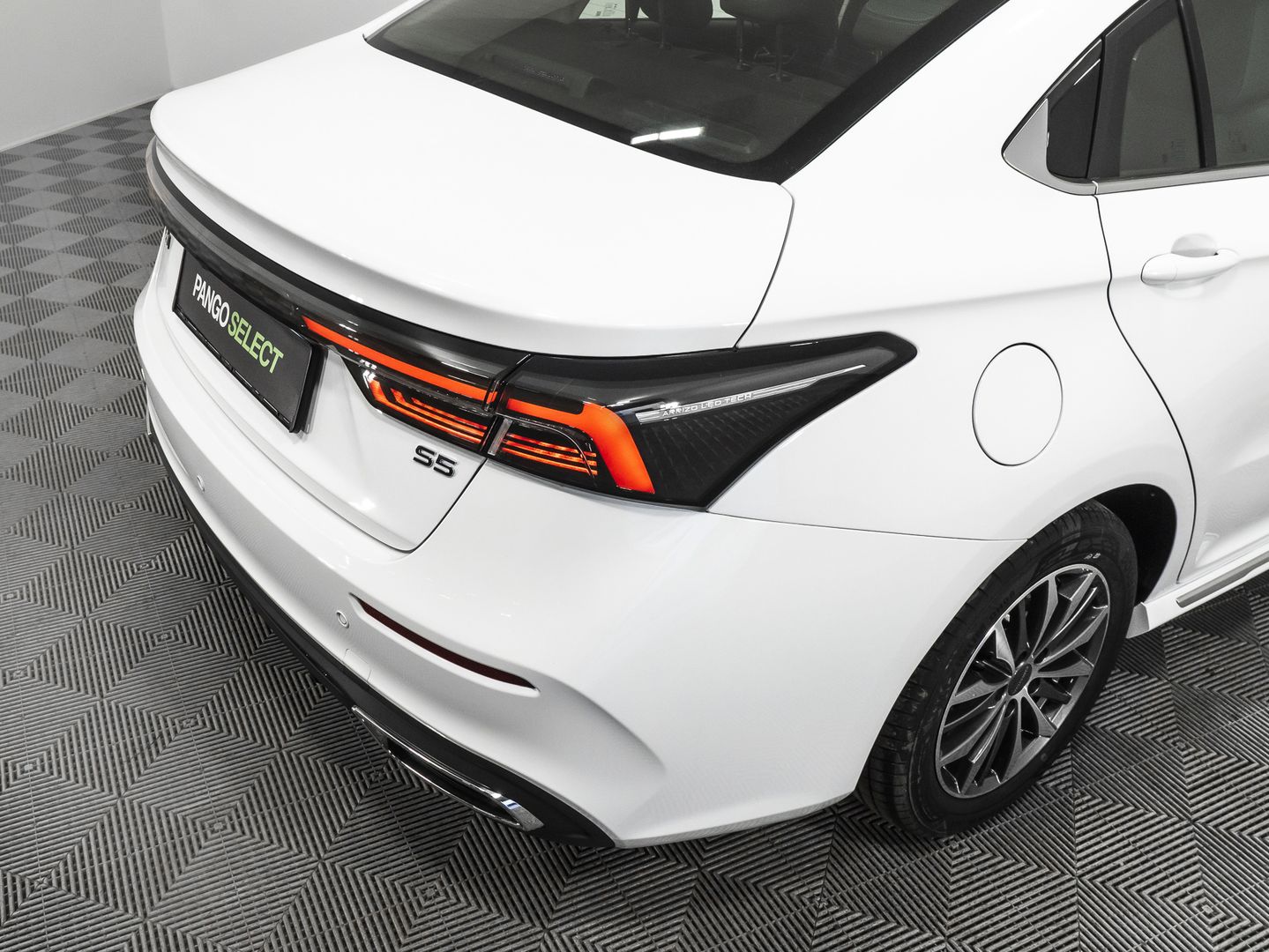 Omoda S5 1.5 CVT (147 л.с.)