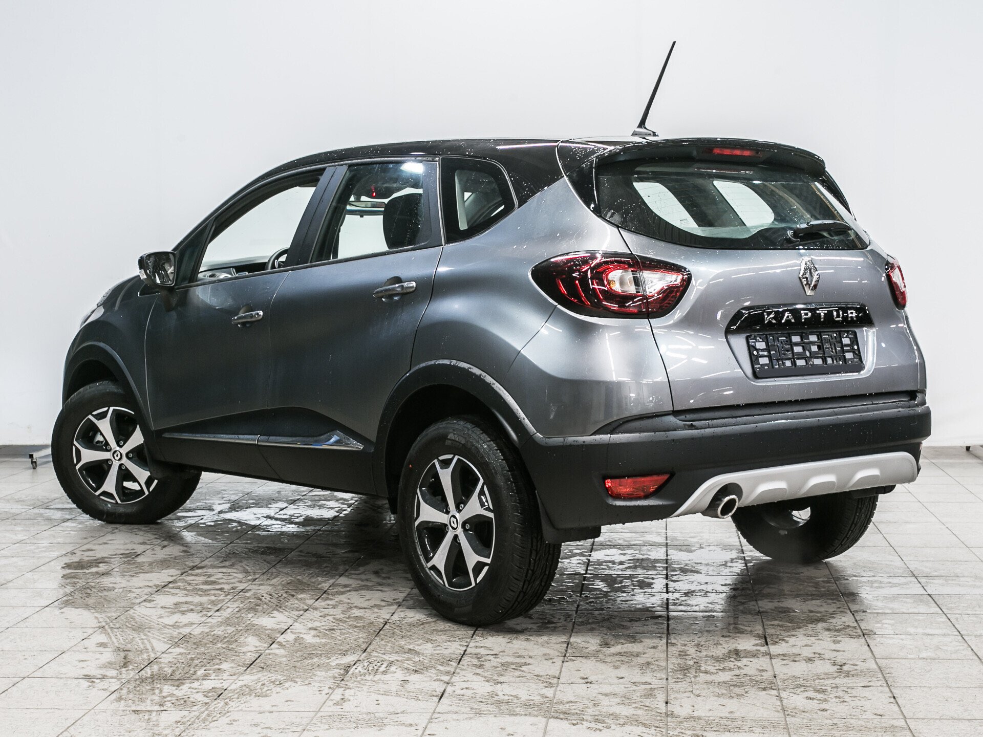Renault Kaptur, I Рестайлинг 1.6 CVT (114 л.с.)