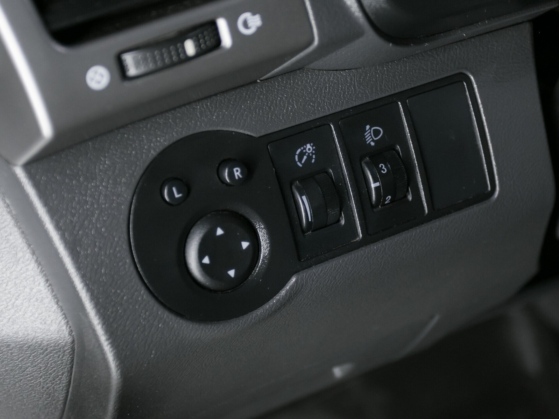 Chery Tiggo (T11), I Рестайлинг (FL) 1.9 AMT (132 л.с.)