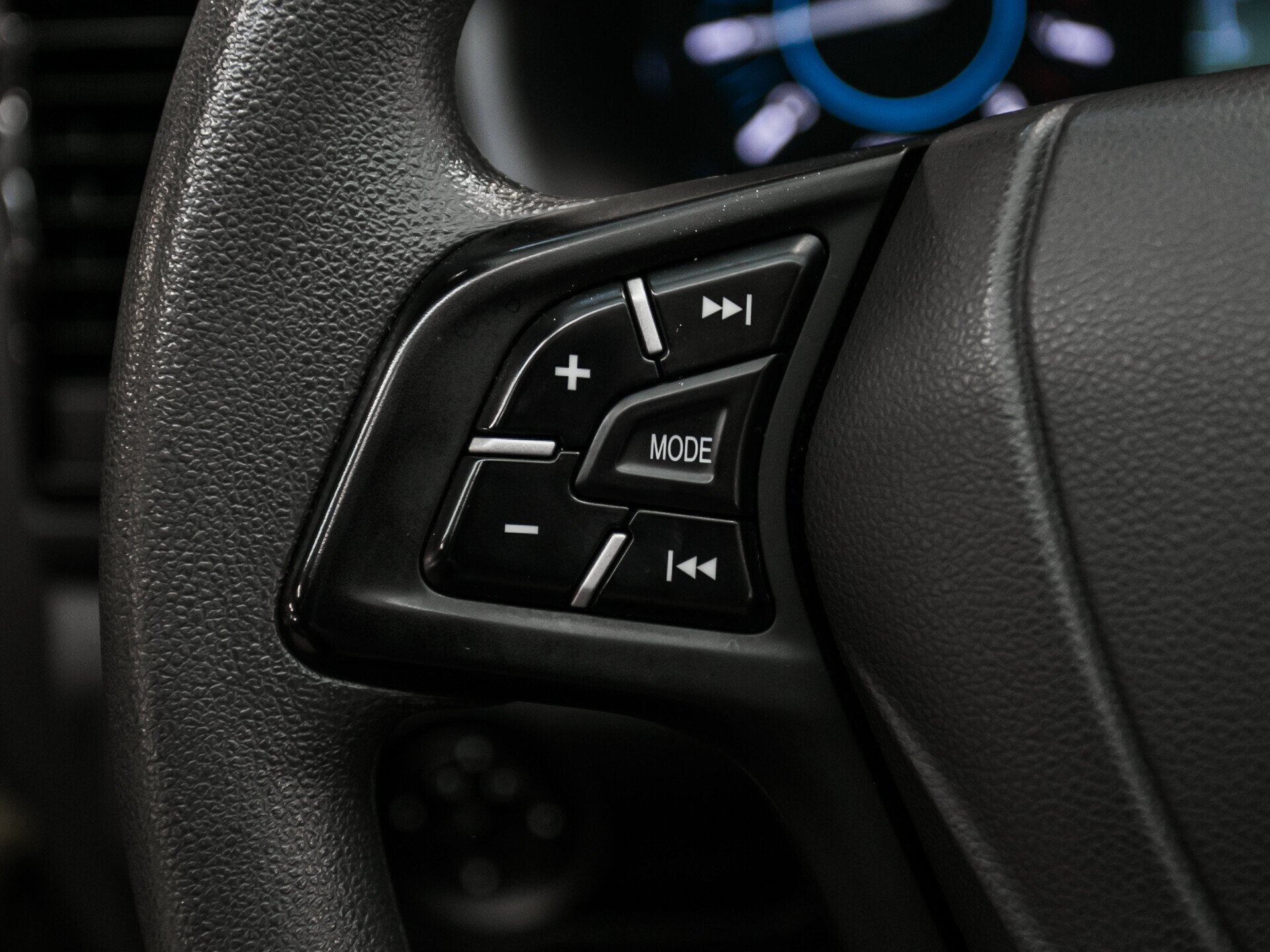 Chery Tiggo 3, I 1.6 MT (126 л.с.)