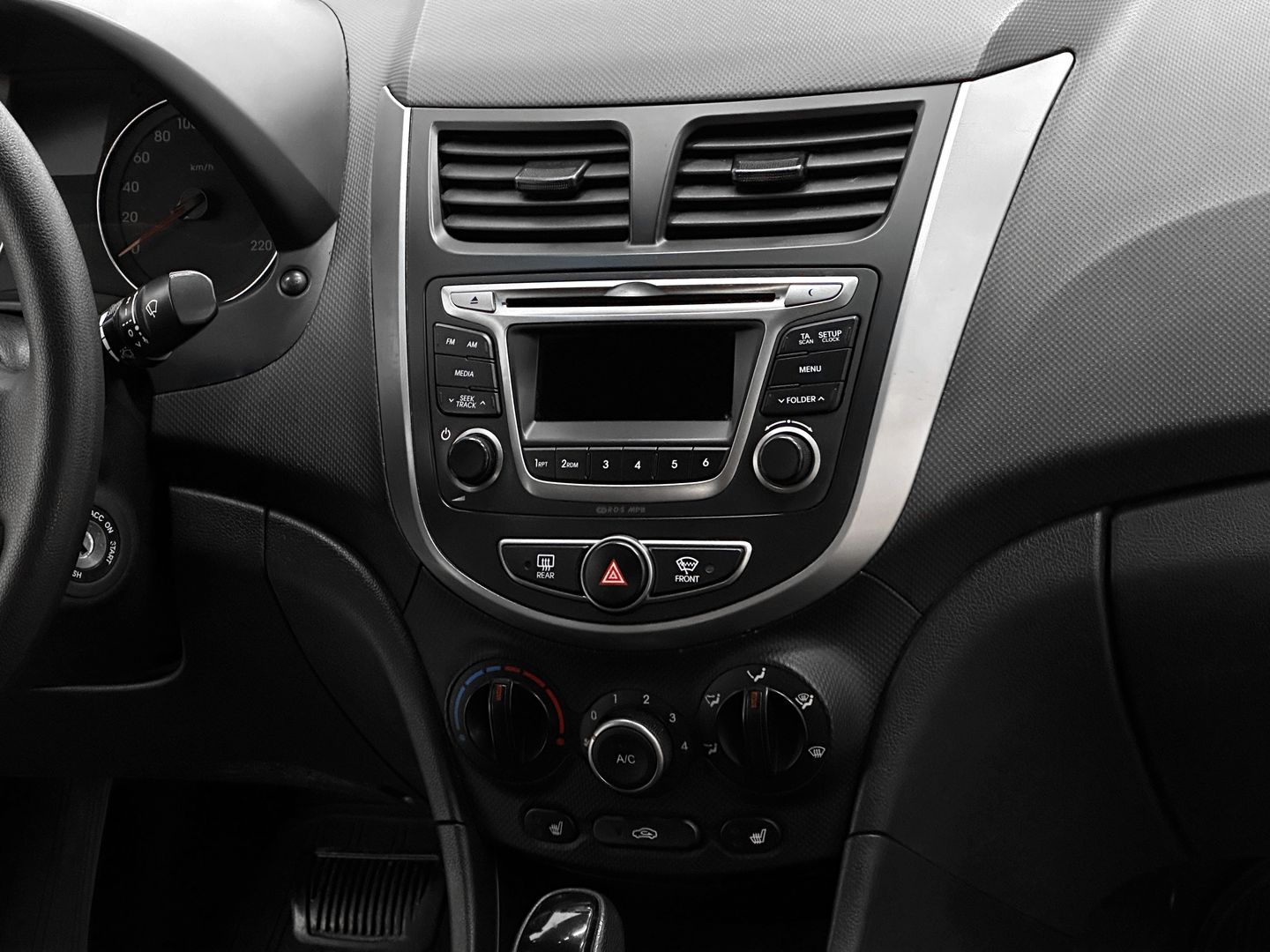Hyundai Solaris, I Рестайлинг 1.6 AT (123 л.с.)
