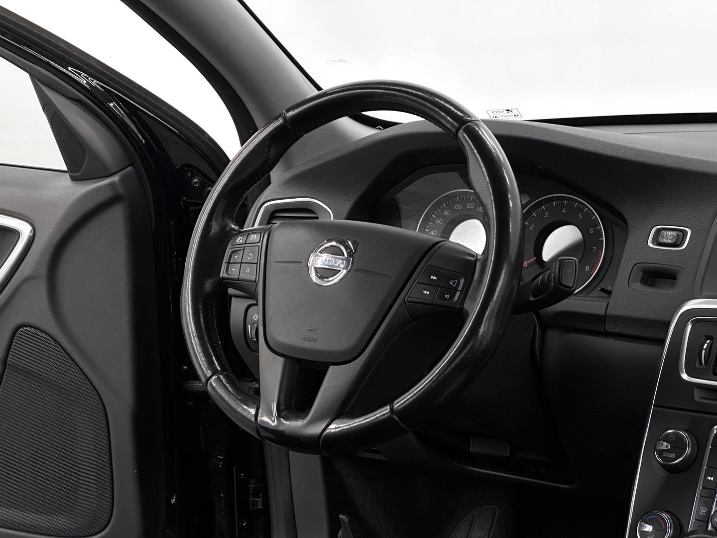 Volvo S60, II 1.6 AMT (150 л.с.)