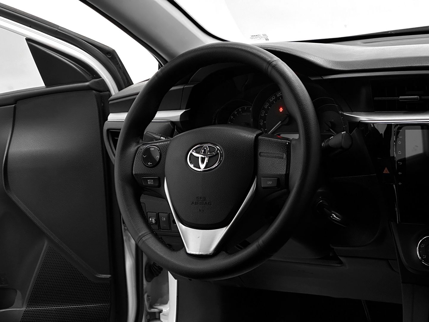 Toyota Corolla, XI (E160, E170, E180) 1.6 CVT (122 л.с.)