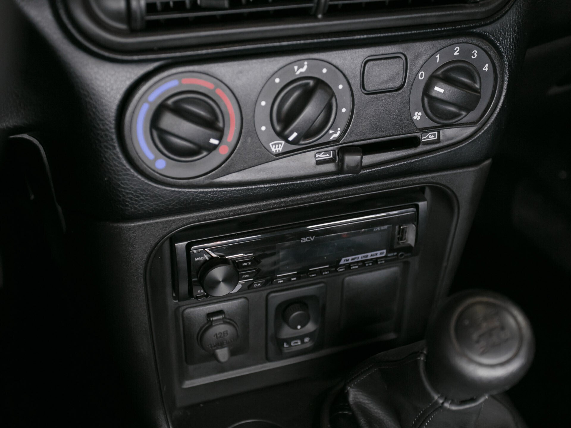 LADA (ВАЗ) Niva, I Off-road 1.7 MT (80 л.с.) 4WD