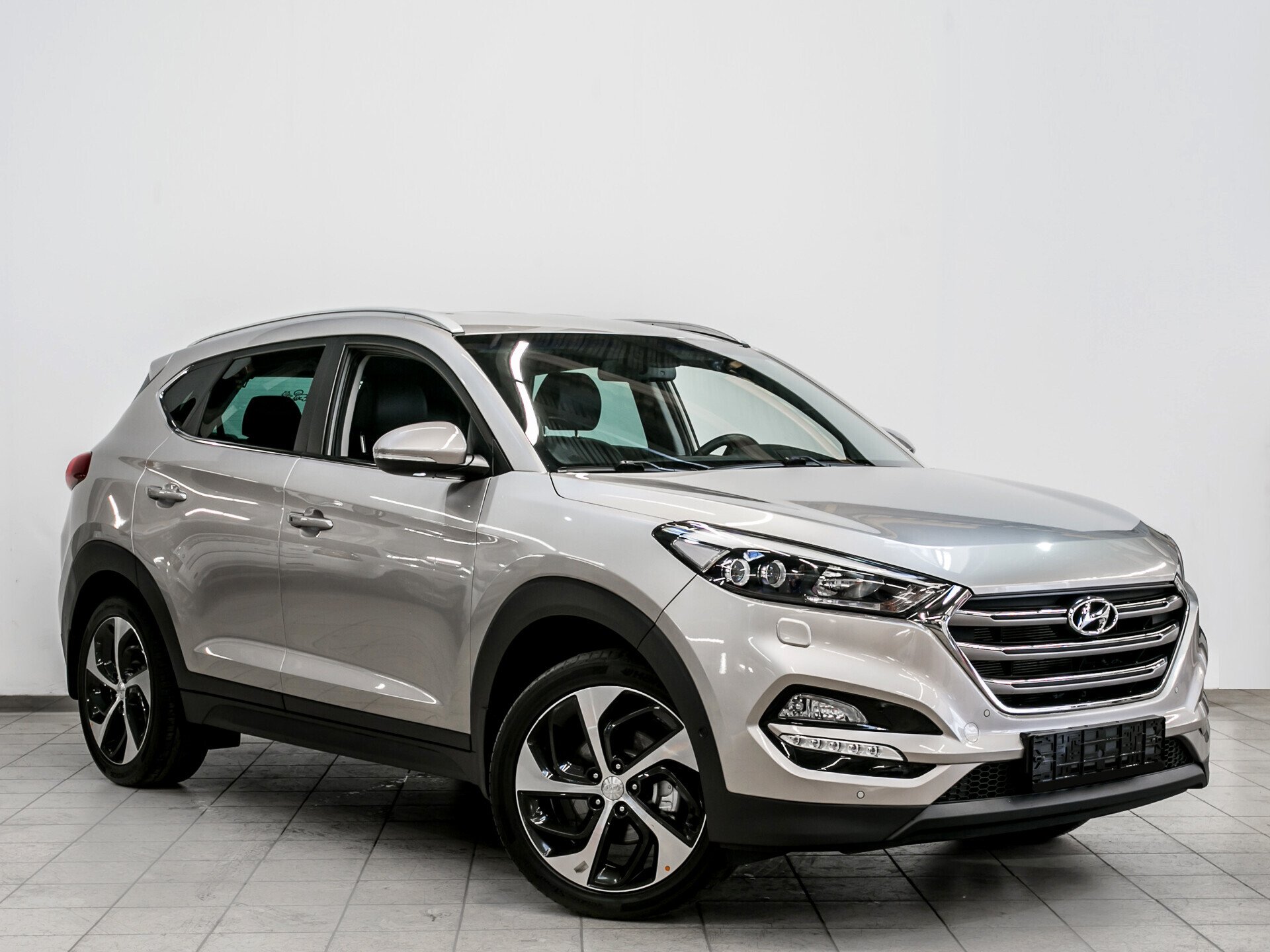 Hyundai Tucson, III 1.6 AMT (177 л.с.) 4WD