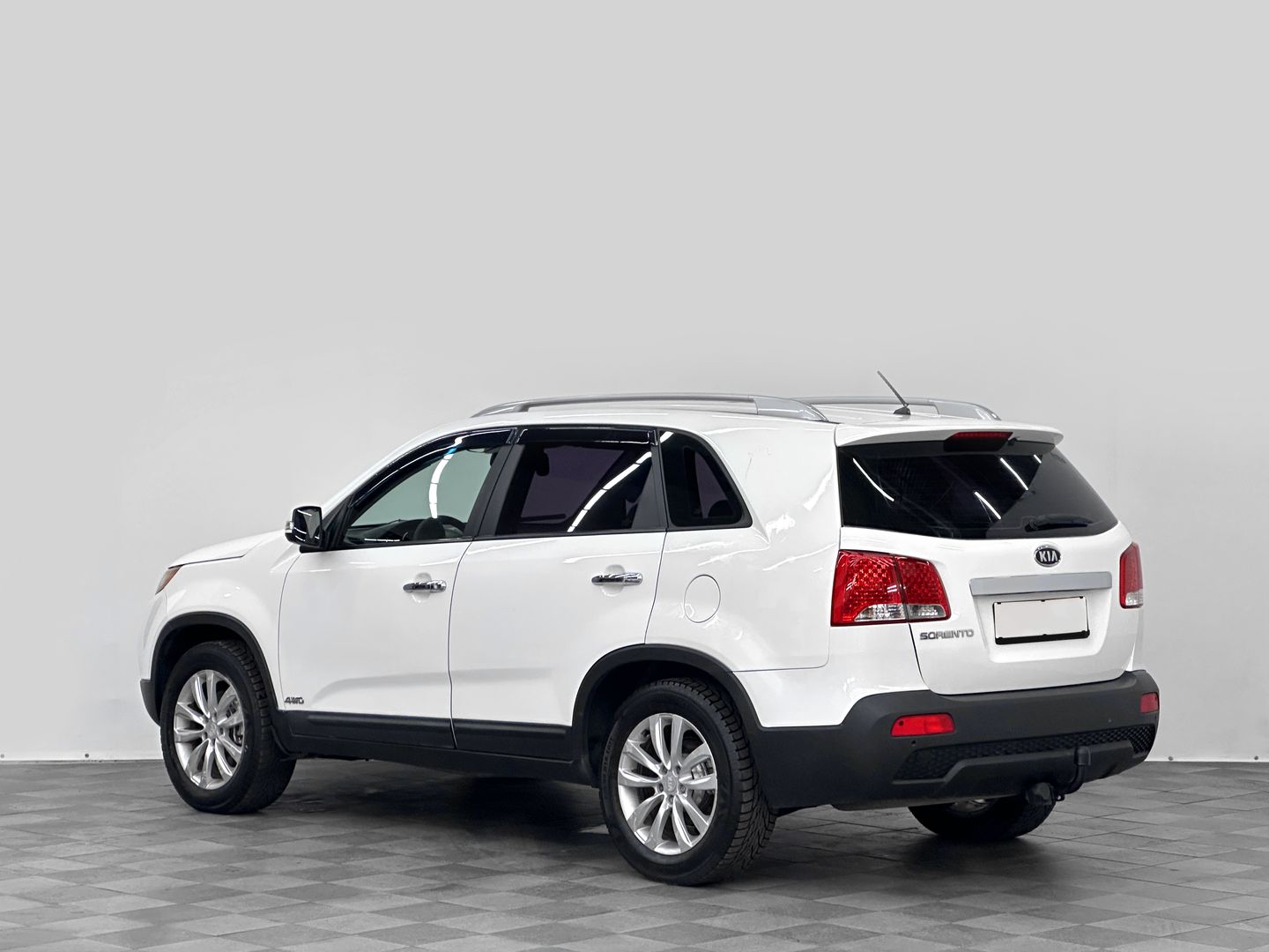 Kia Sorento, II 2.2d AT (197 л.с.) 4WD