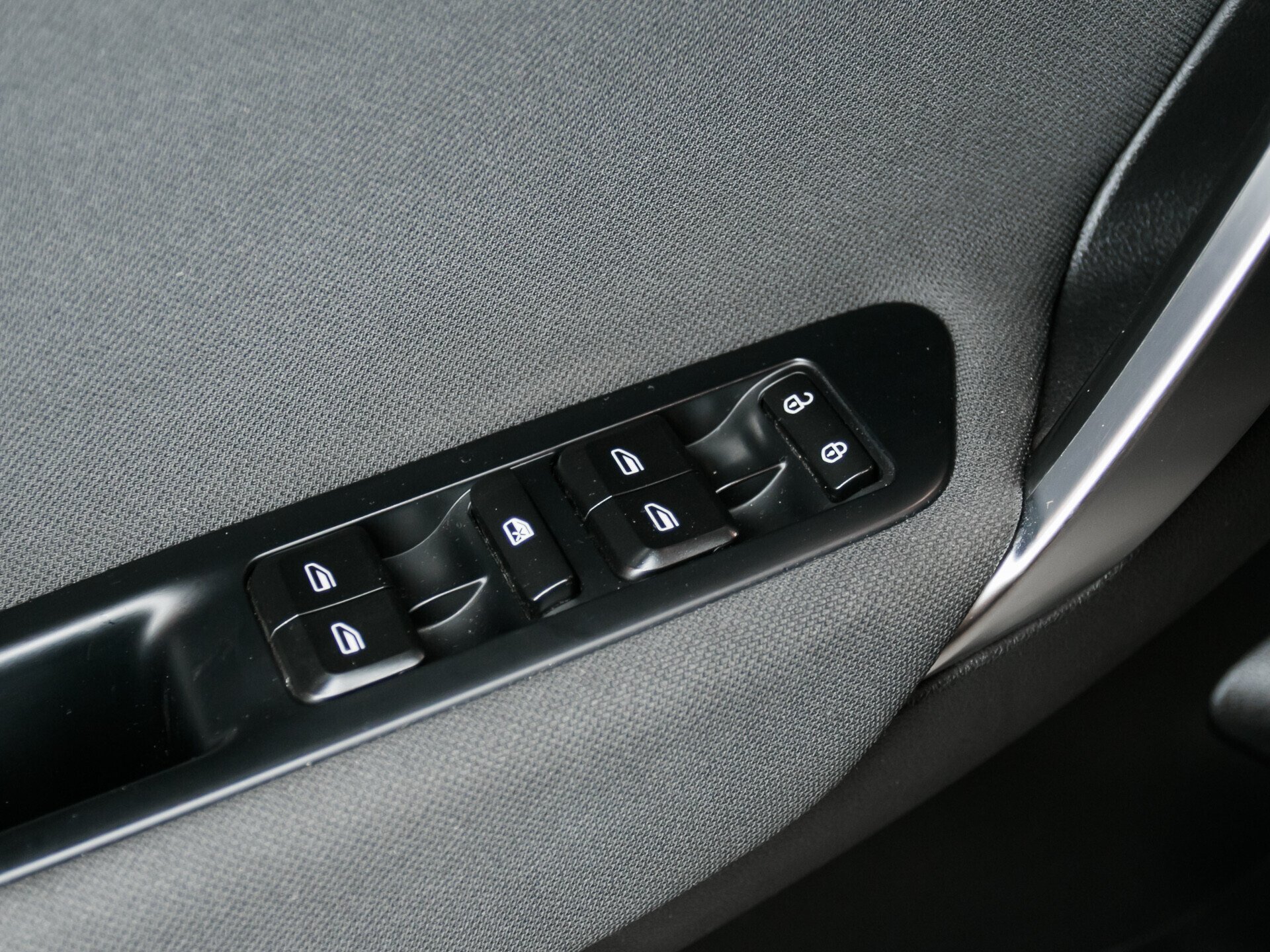 Geely Atlas, I 2.0 MT (139 л.с.)