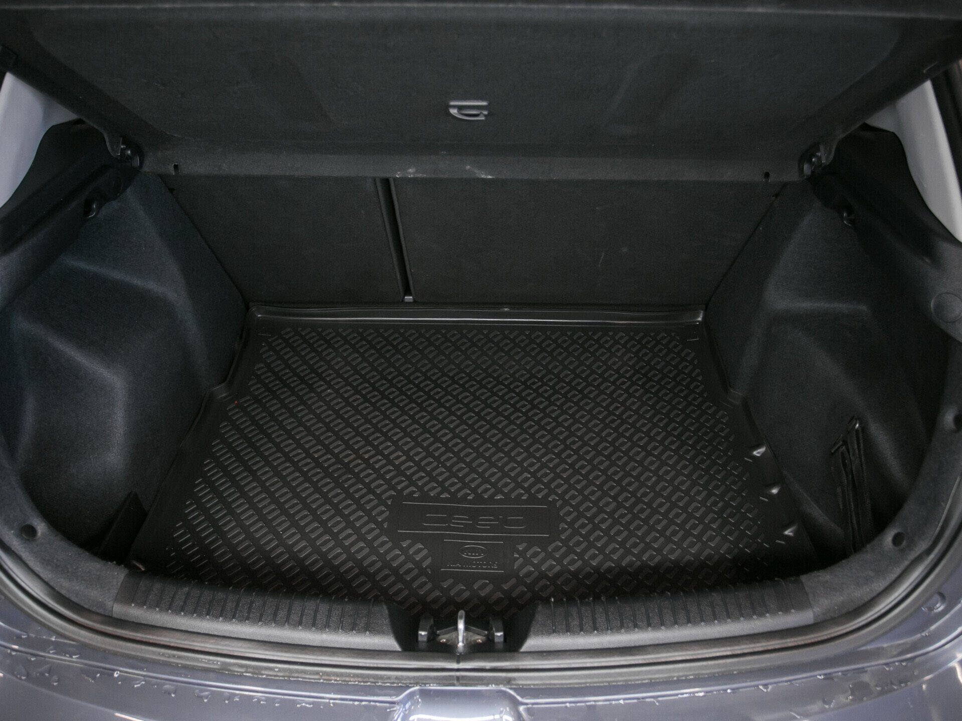Kia Ceed, II 1.4 MT (100 л.с.)