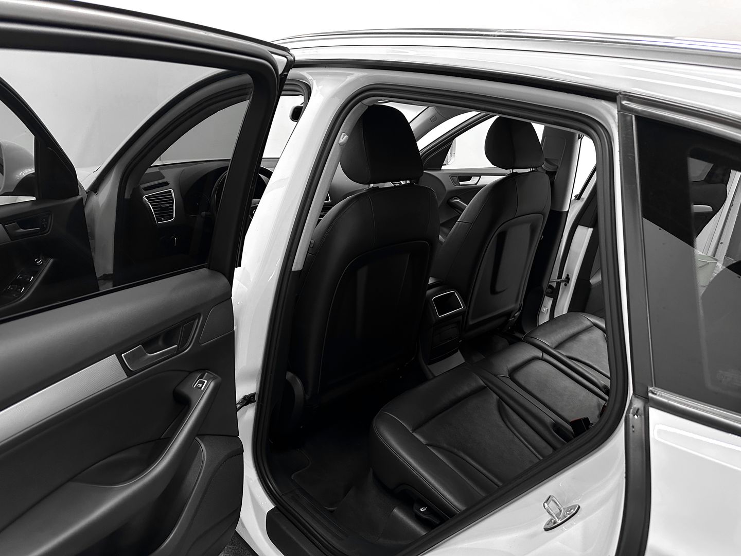 Audi Q5, I (8R) Рестайлинг 2.0 AT (225 л.с.) 4WD