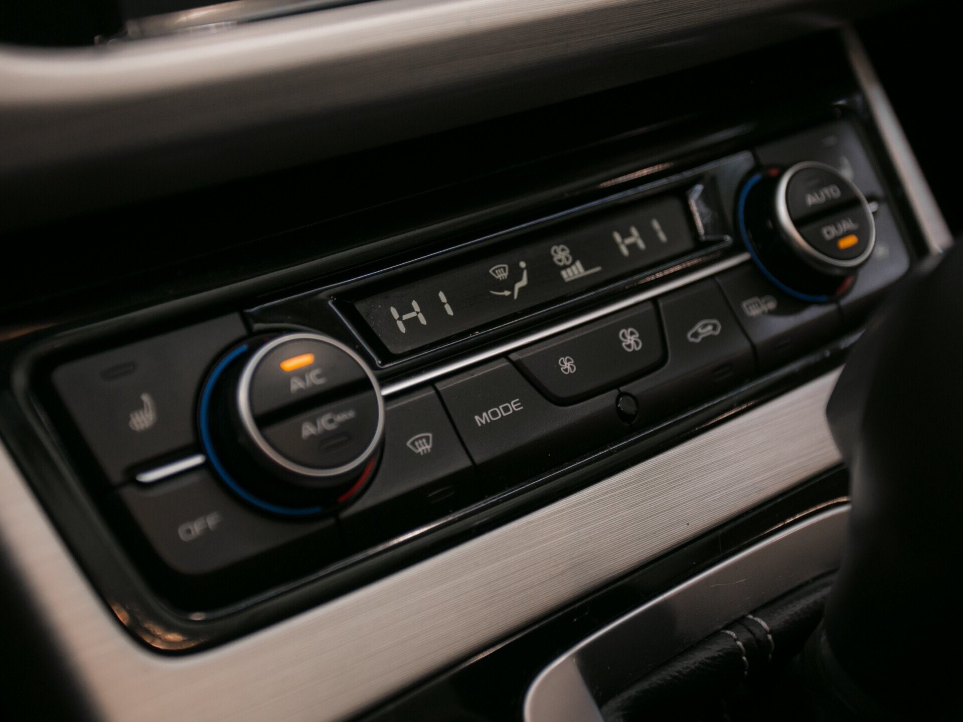 Geely Atlas, I 2.4 AT (149 л.с.)