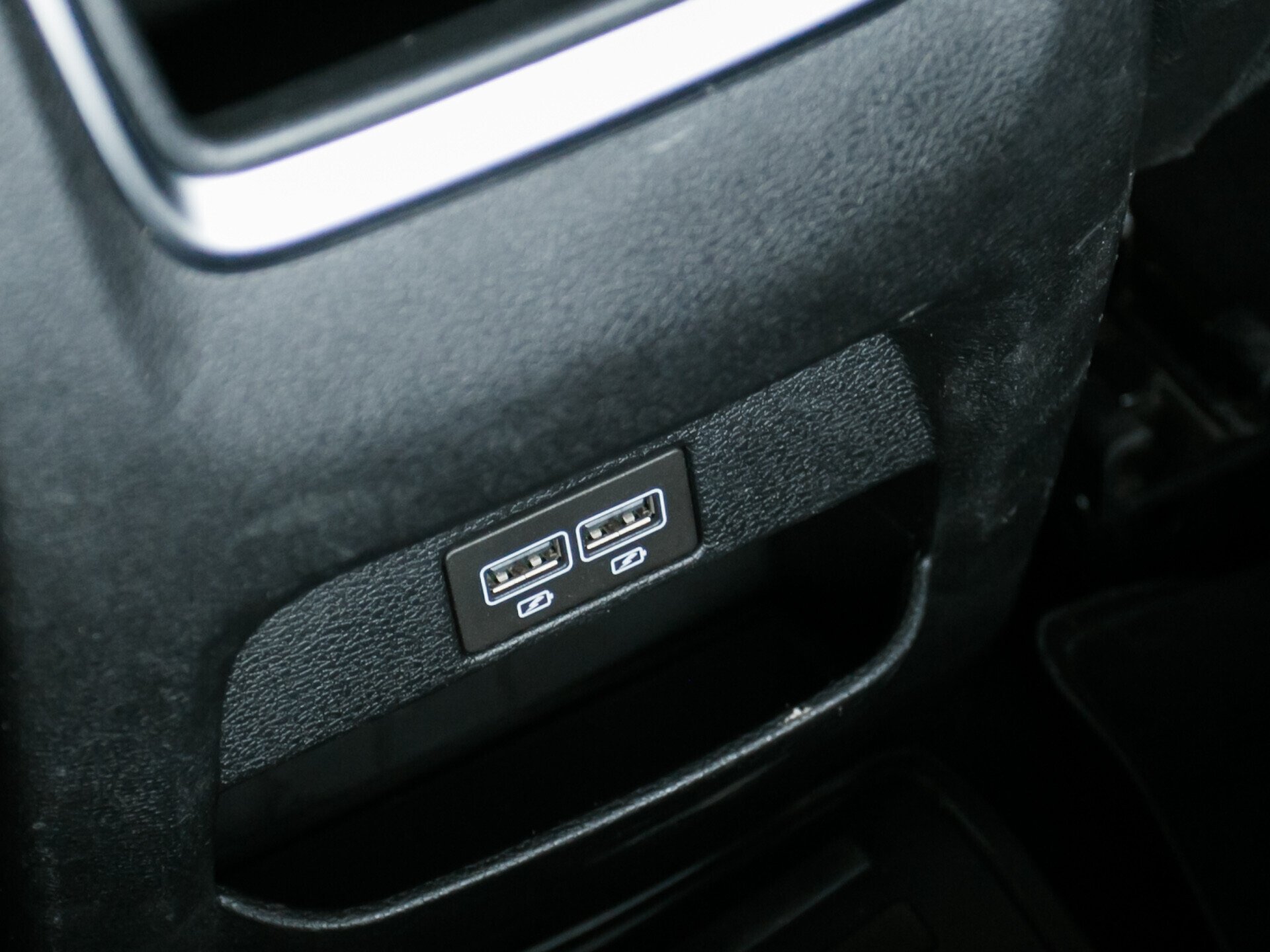 Geely Atlas, I 2.0 MT (139 л.с.)