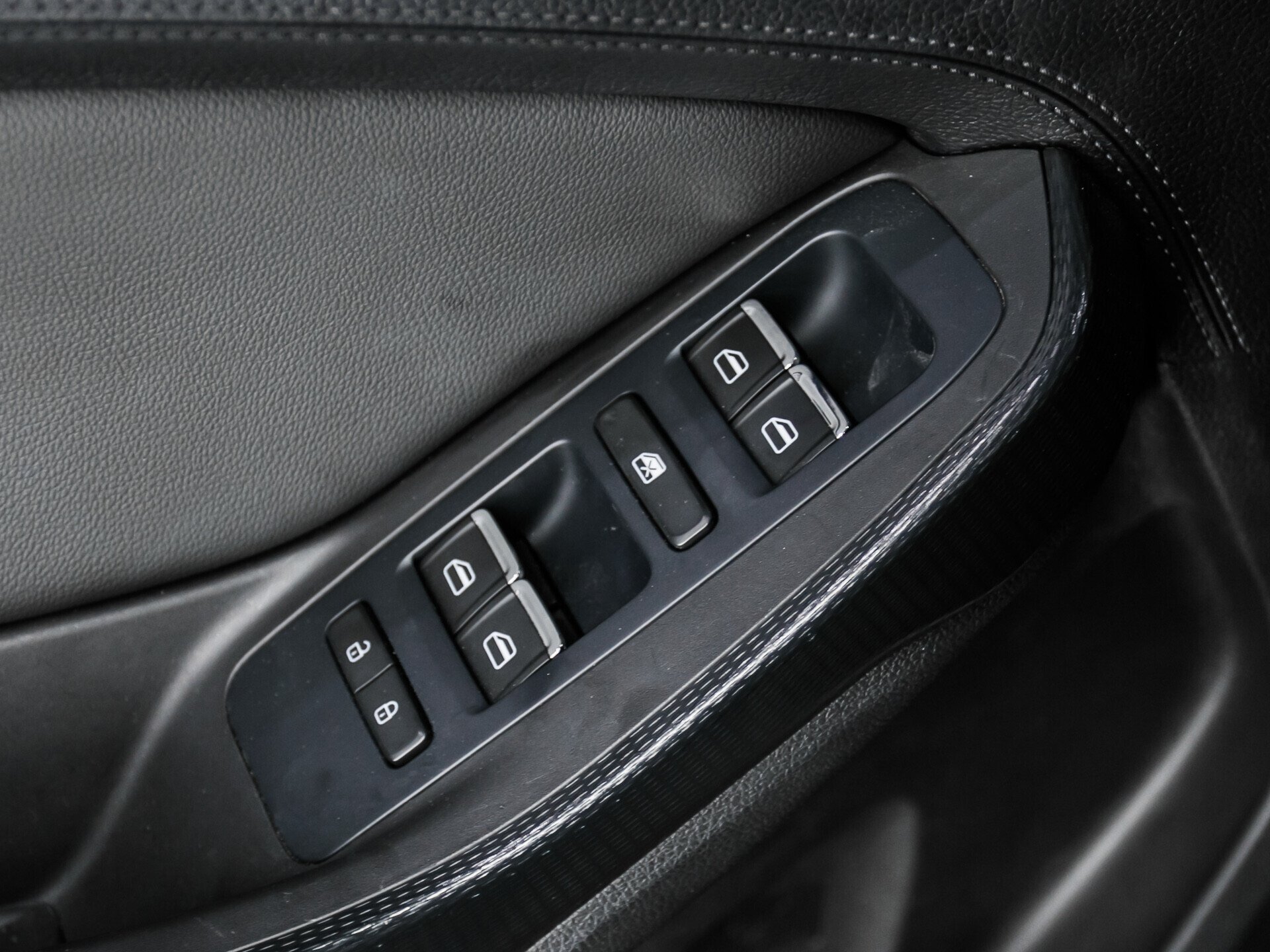 Chery Tiggo 4, I Рестайлинг 1.5 MT (113 л.с.)