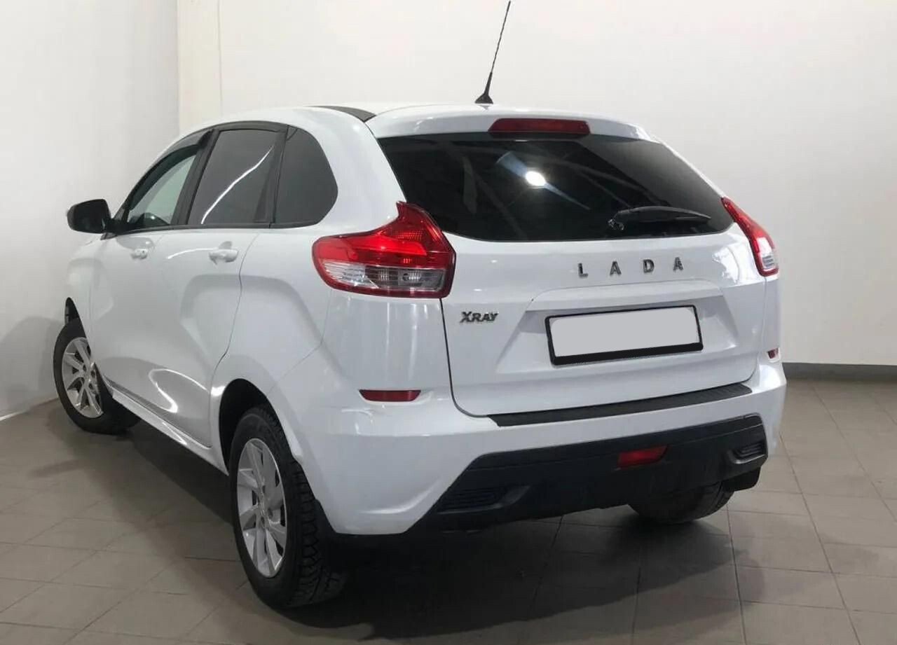 LADA (ВАЗ) XRAY, I 1.8 MT (122 л.с.)