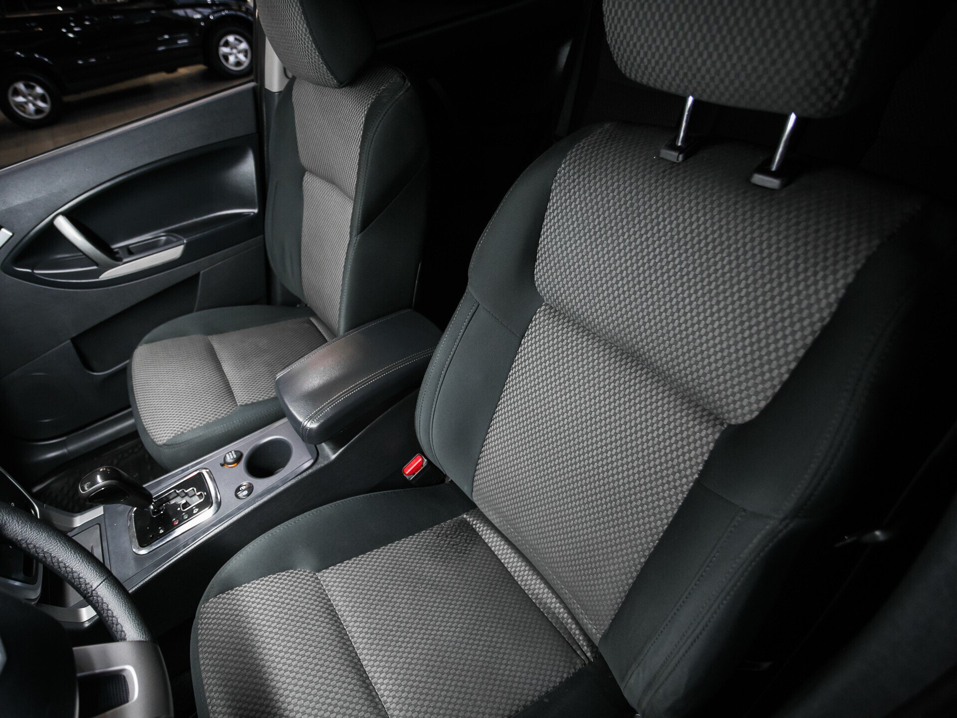 Geely Emgrand X7, I 2.4 AT (148 л.с.)