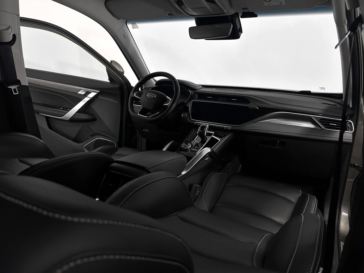 Geely Atlas Pro 1.5 AMT (177 л.с.) 4WD