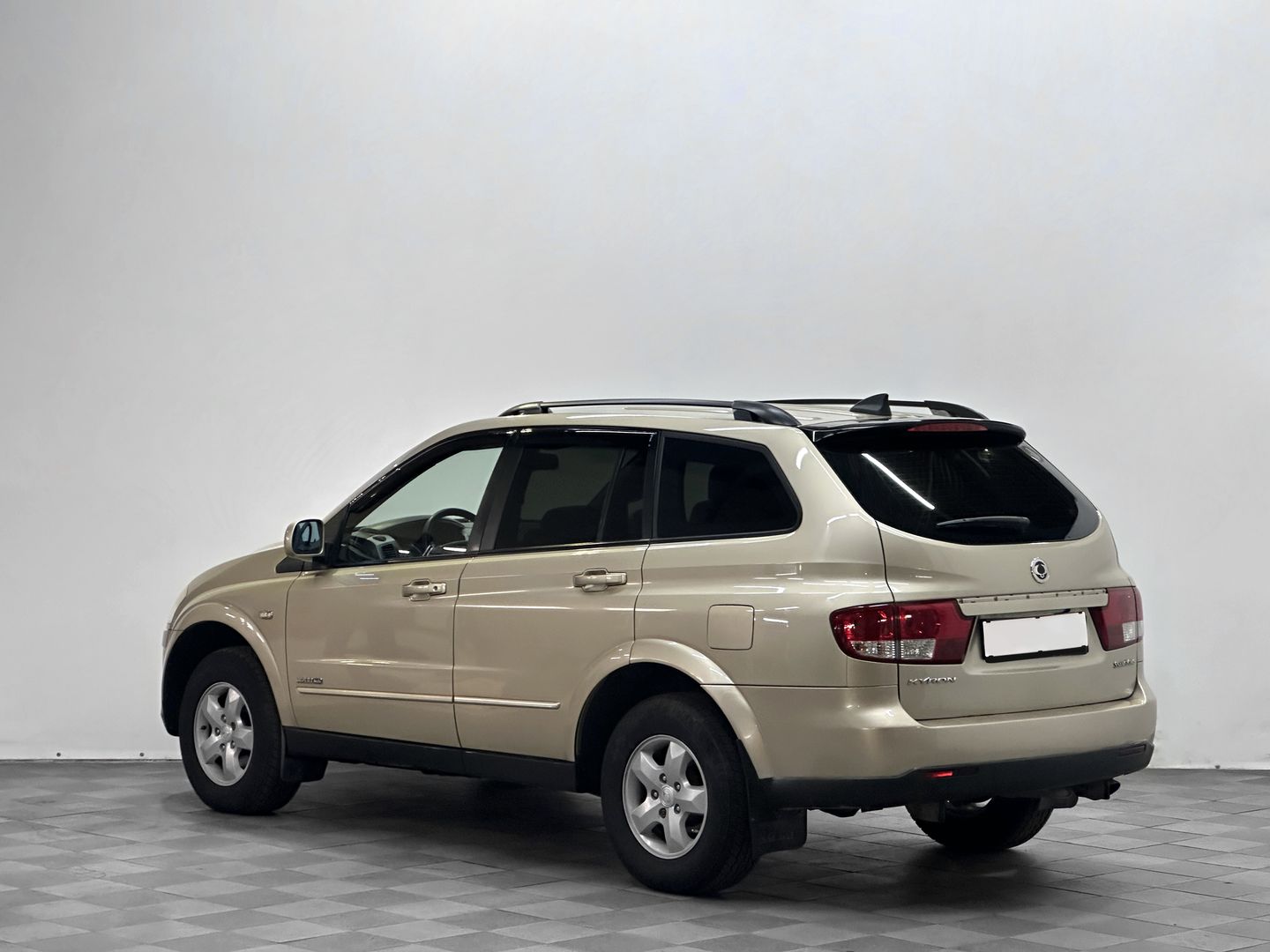 SsangYong Kyron, I Рестайлинг 5-speed 2.0d AT (141 л.с.) 4WD
