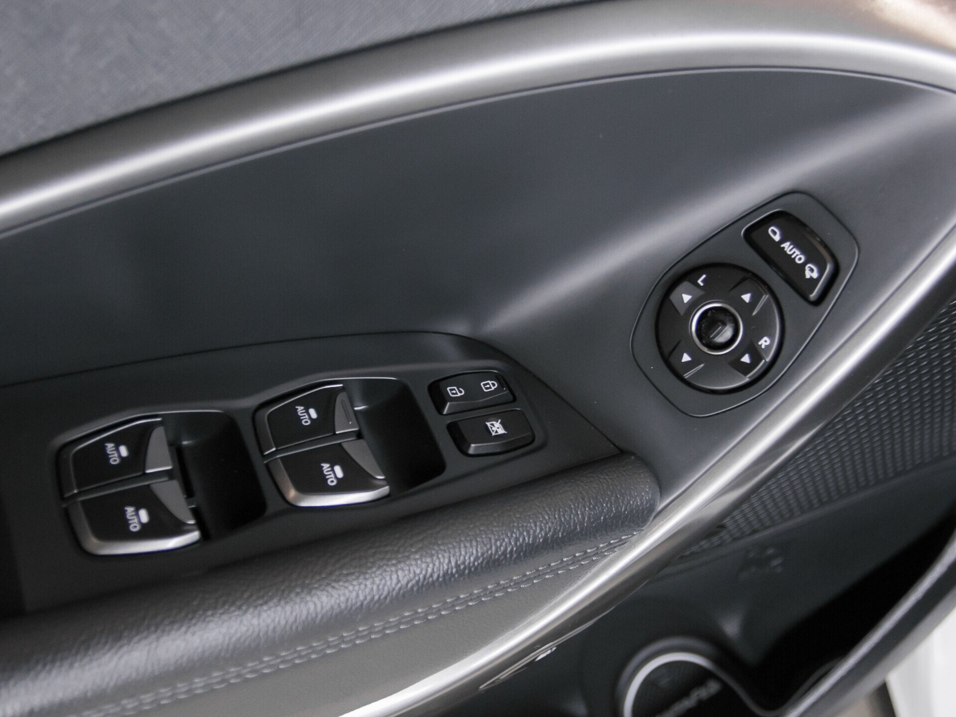 Hyundai Santa Fe, III Рестайлинг 2.4 AT (171 л.с.) 4WD