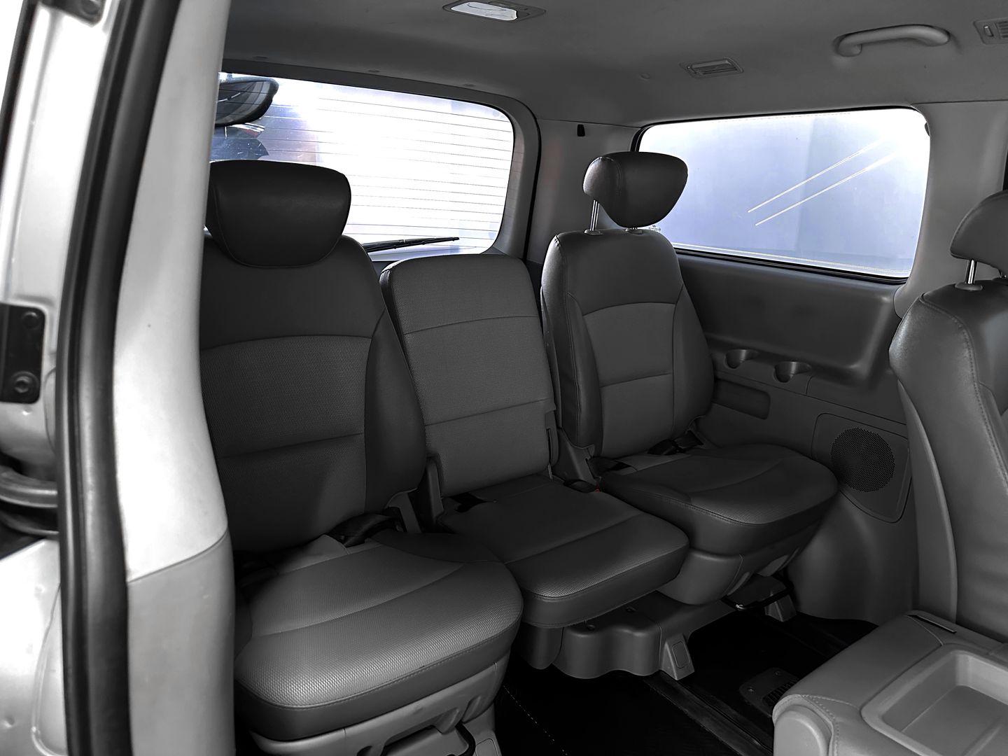 Hyundai Grand Starex, I 2.5d AT (174 л.с.)