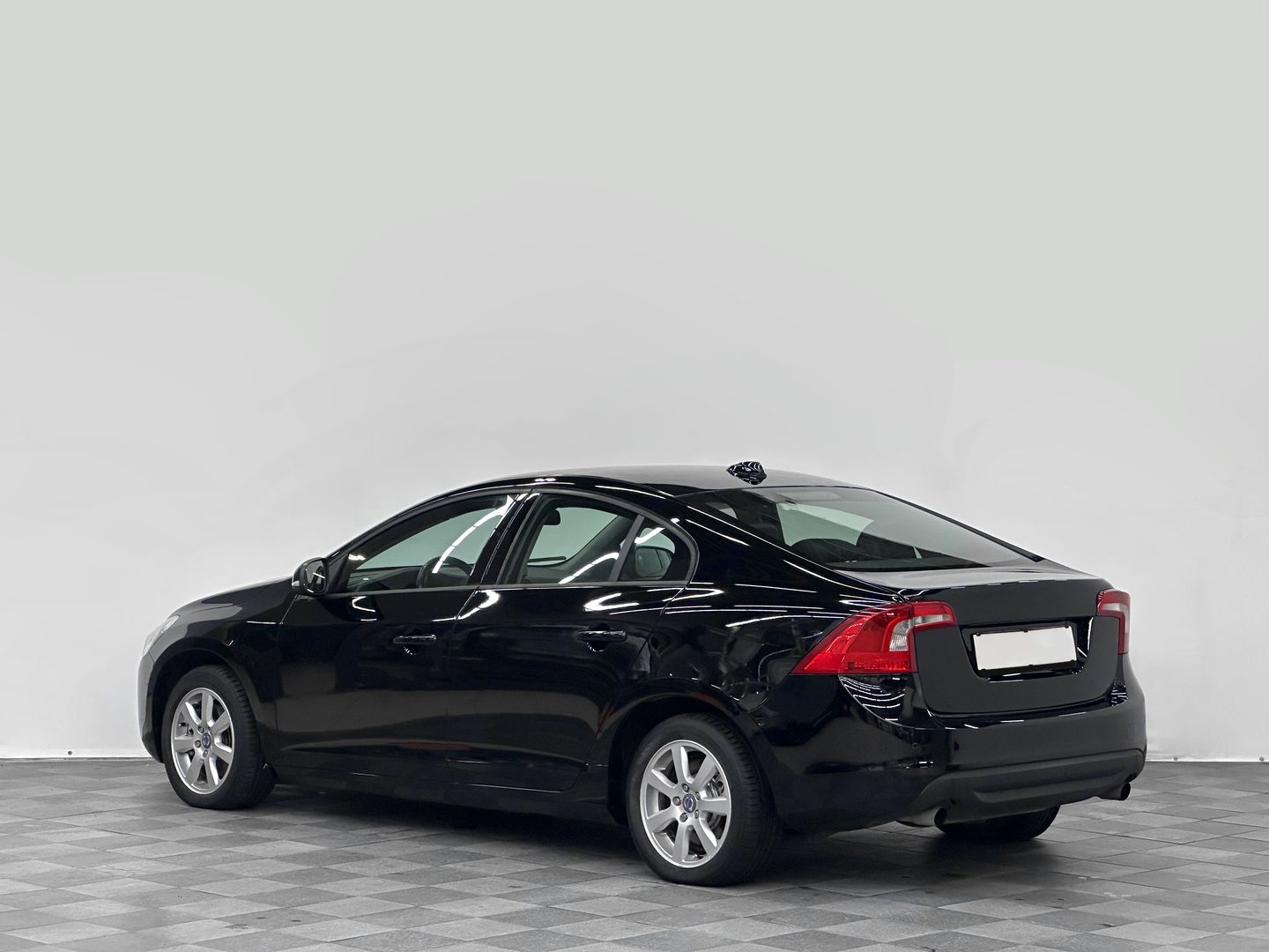 Volvo S60, II 1.6 AMT (150 л.с.)