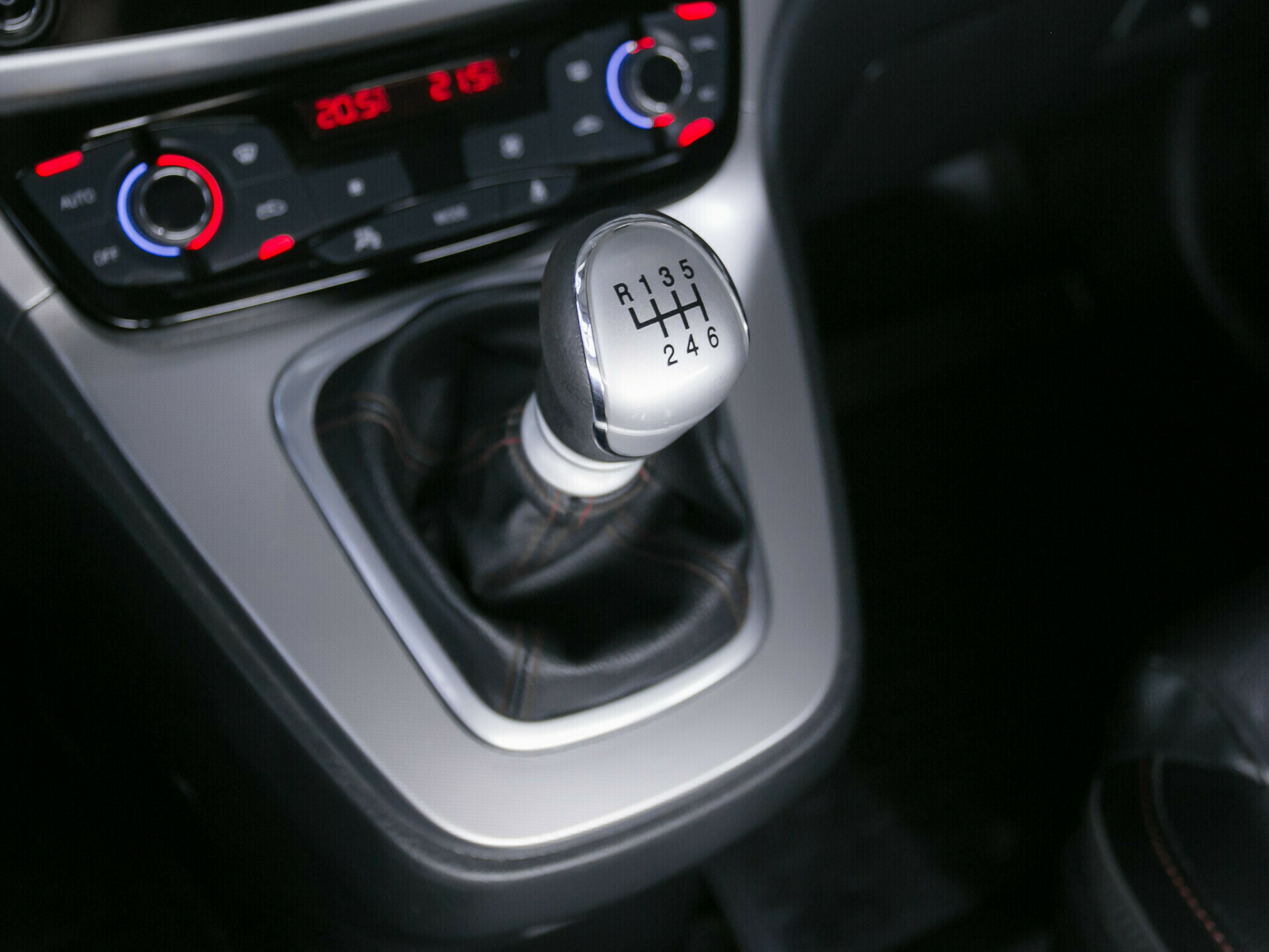 Haval H6, I 1.5 MT (143 л.с.) 4WD