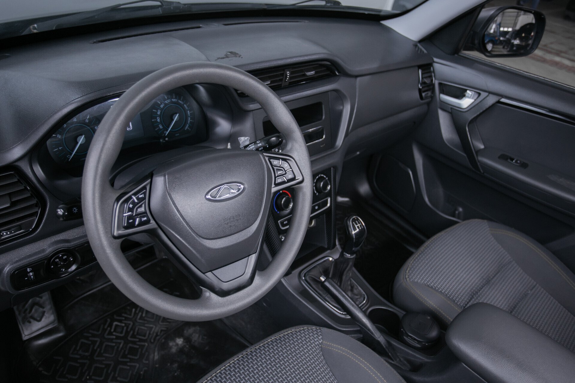 Chery Tiggo 3, I 1.6 MT (126 л.с.)
