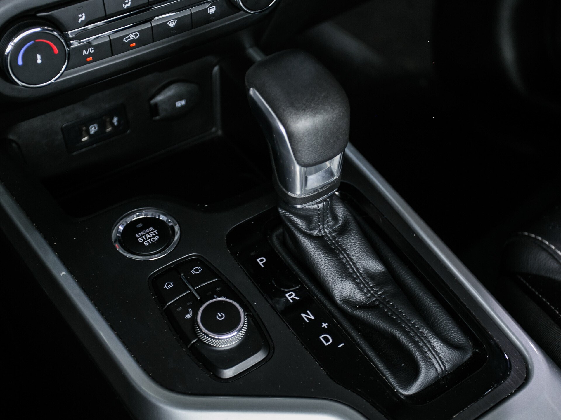 Chery Tiggo 4, I Рестайлинг 2.0 CVT (122 л.с.)