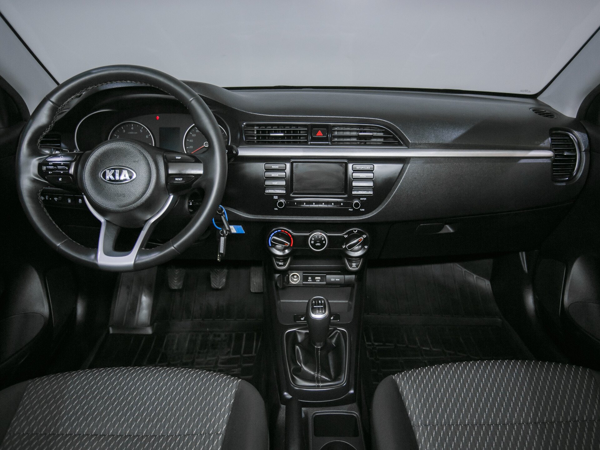Kia Rio, IV 1.4 MT (100 л.с.)